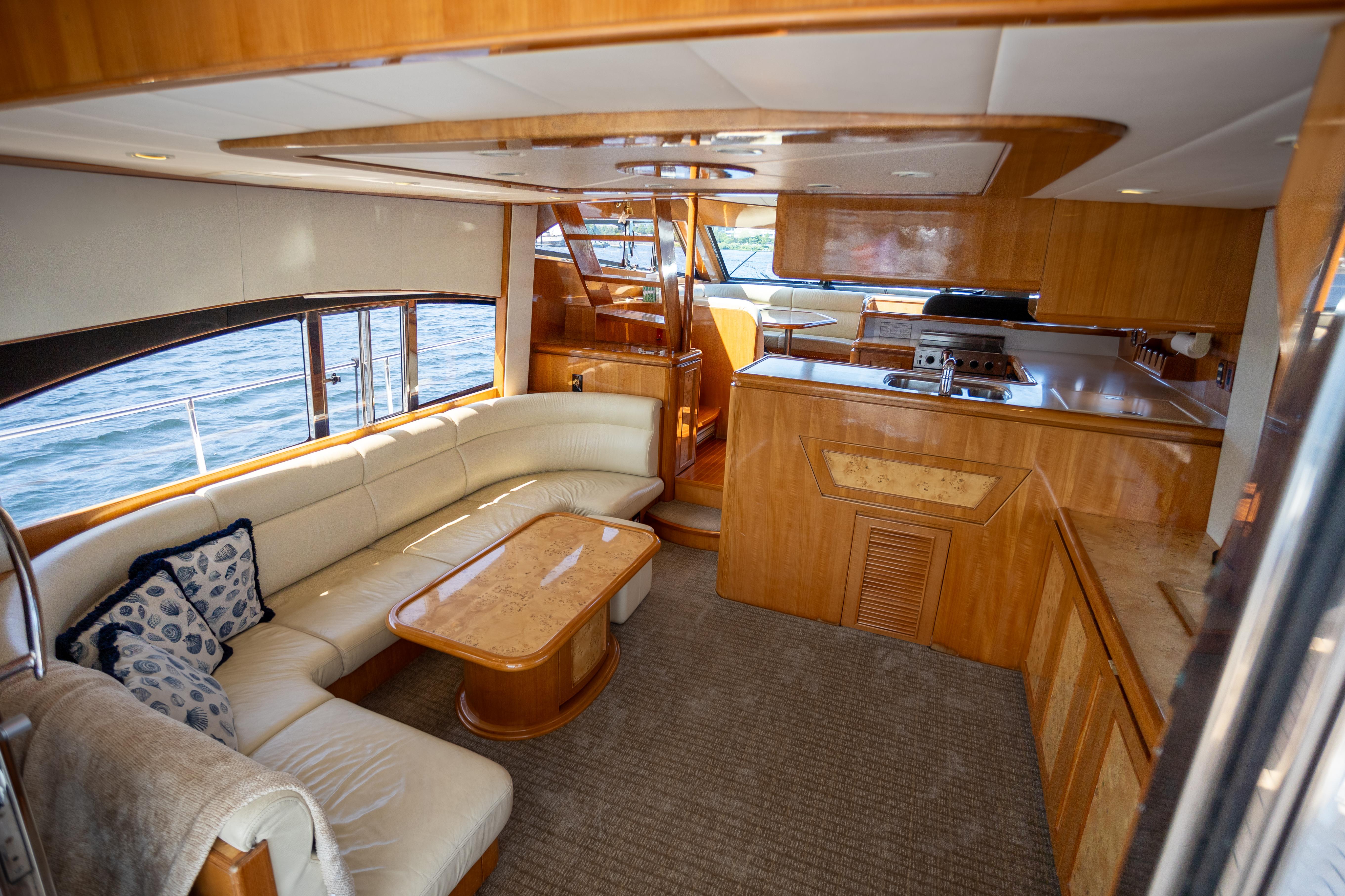 2001 Vitech 72 #TBTW72108LLC inventory image at Sun Country Yachts, South Lake Union (Seattle) 2001 Vitech 72 #TBTW72108LLC inventory image at Sun Country Yachts, South Lake Union (Seattle)