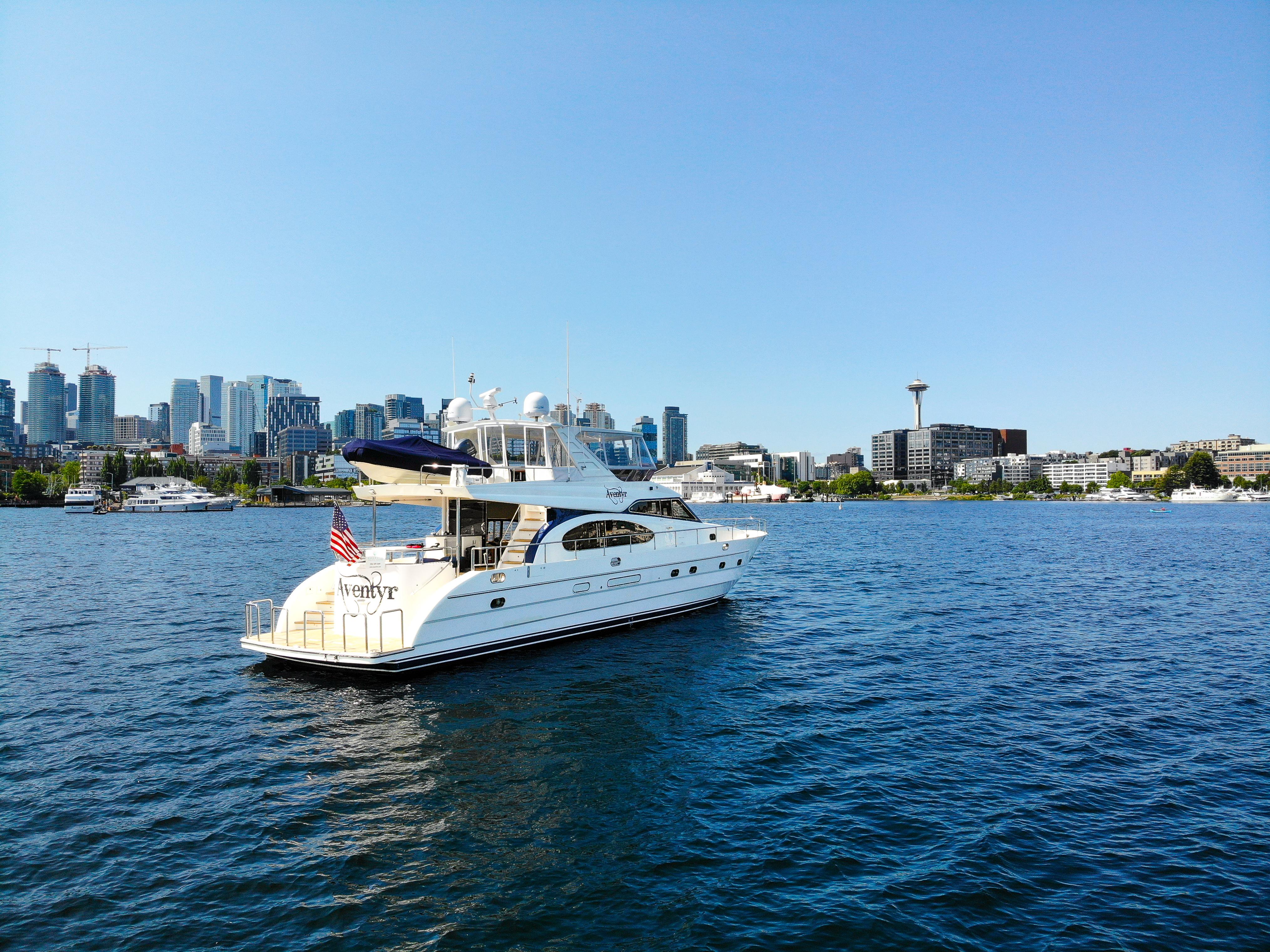 2001 Vitech 72 #TBTW72108LLC inventory image at Sun Country Yachts, South Lake Union (Seattle) 2001 Vitech 72 #TBTW72108LLC inventory image at Sun Country Yachts, South Lake Union (Seattle)