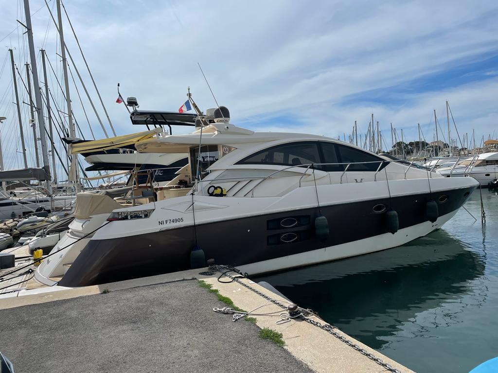 queens yacht 54 ht