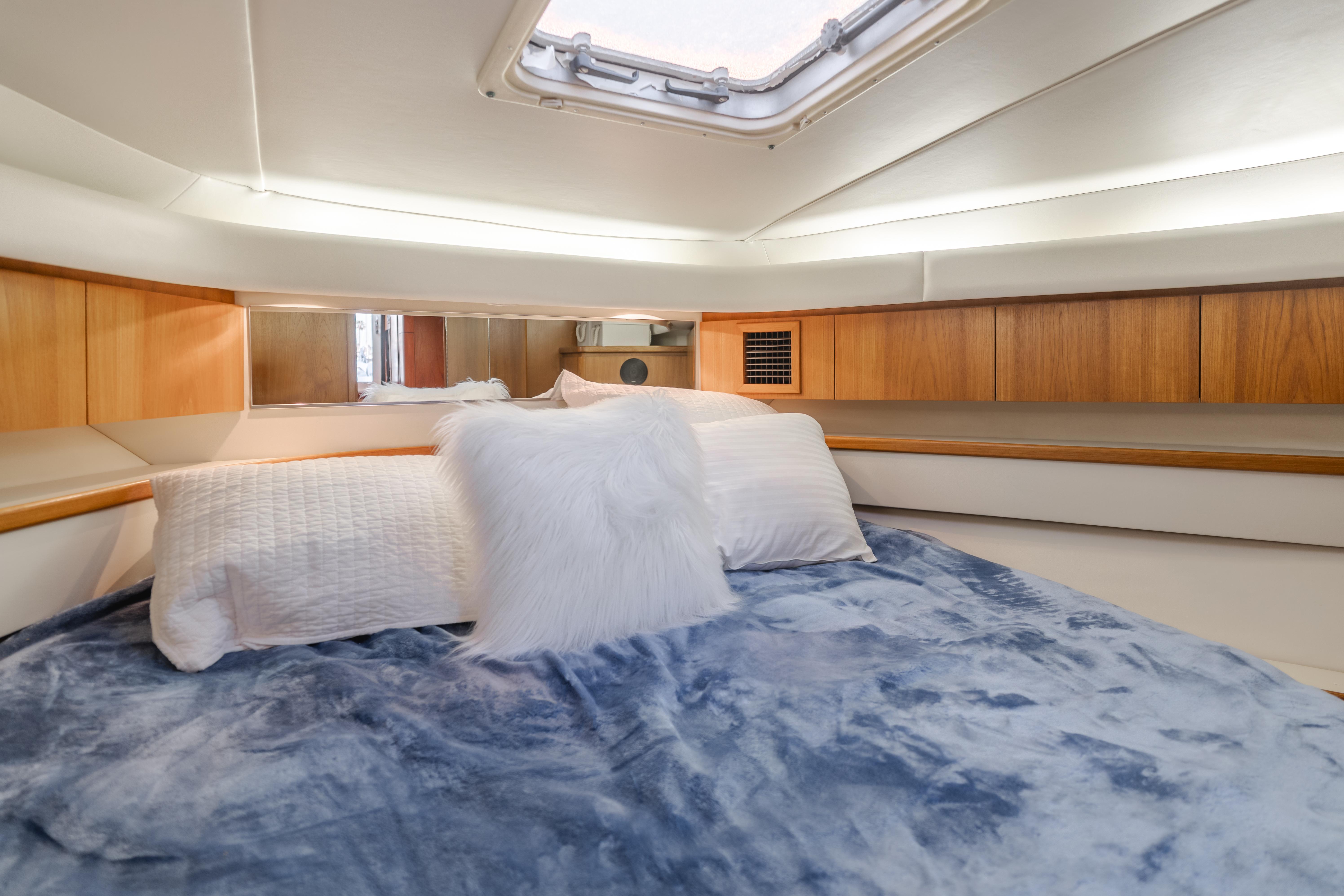 Tiara Yachts-4300 1996-MISS MICHELLE CA-US-9727583 | Thumbnail