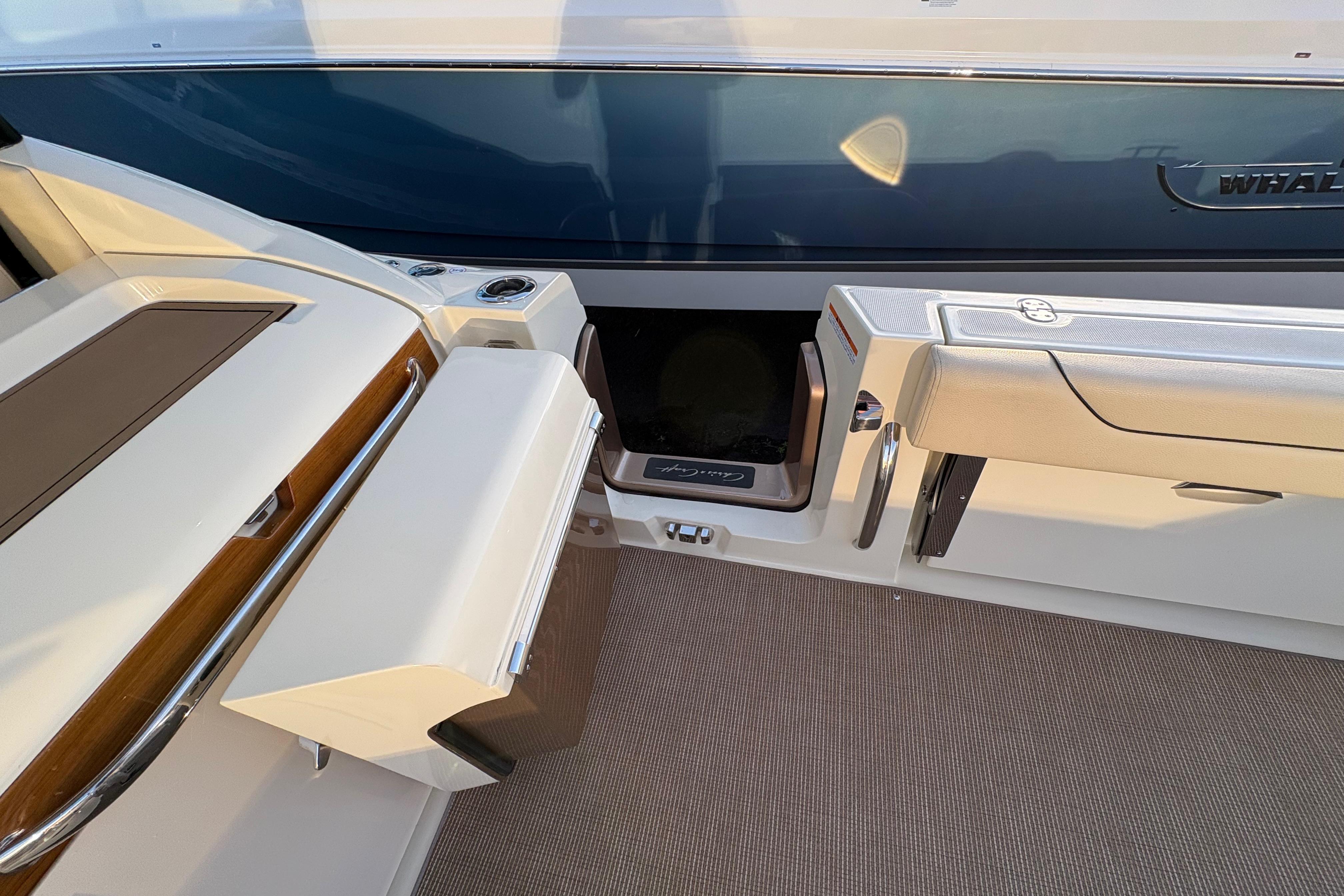 2024 Chris-Craft Calypso 32 #TBJM111 inventory image at Sun Country Marine Group, Newport Beach