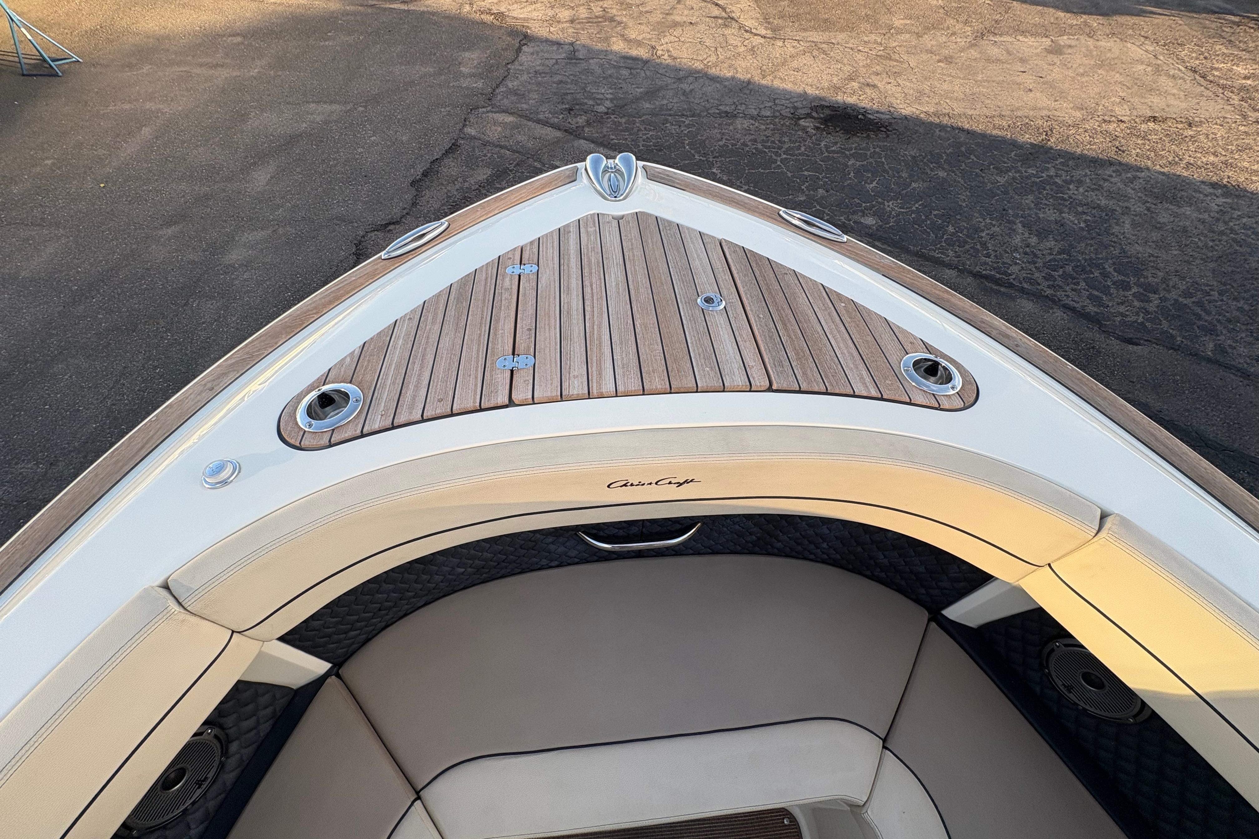 2024 Chris-Craft Calypso 32 #TBJM111 inventory image at Sun Country Marine Group, Newport Beach