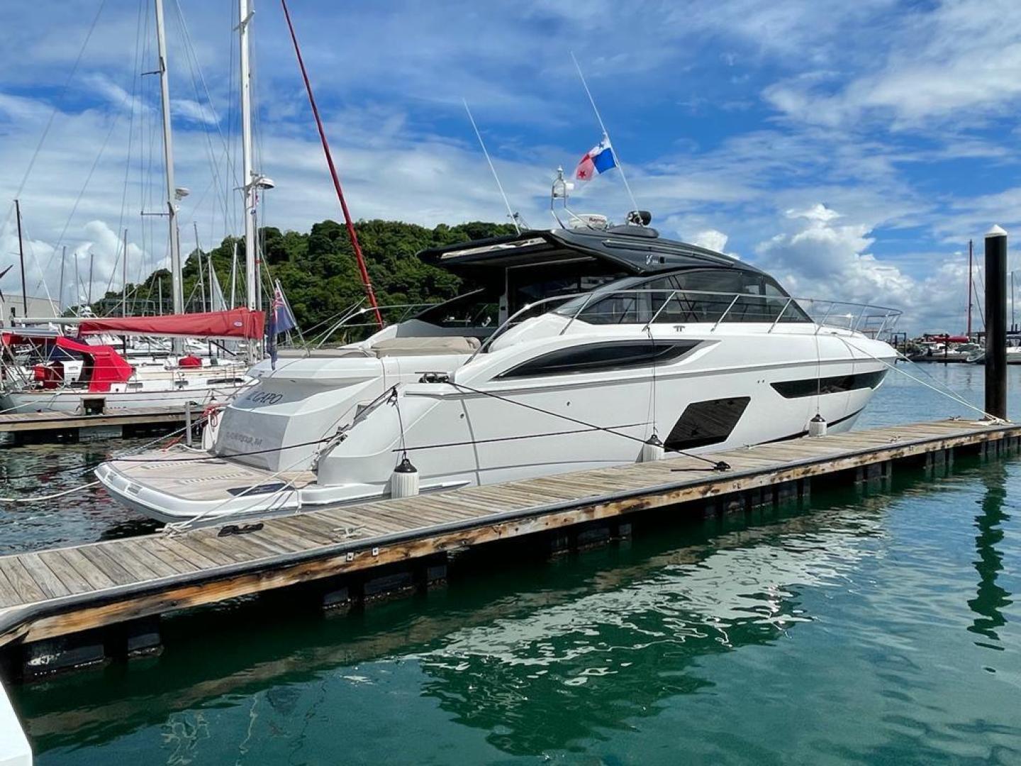 Princess 58 IL CAPO - Starboard Profile off Dock