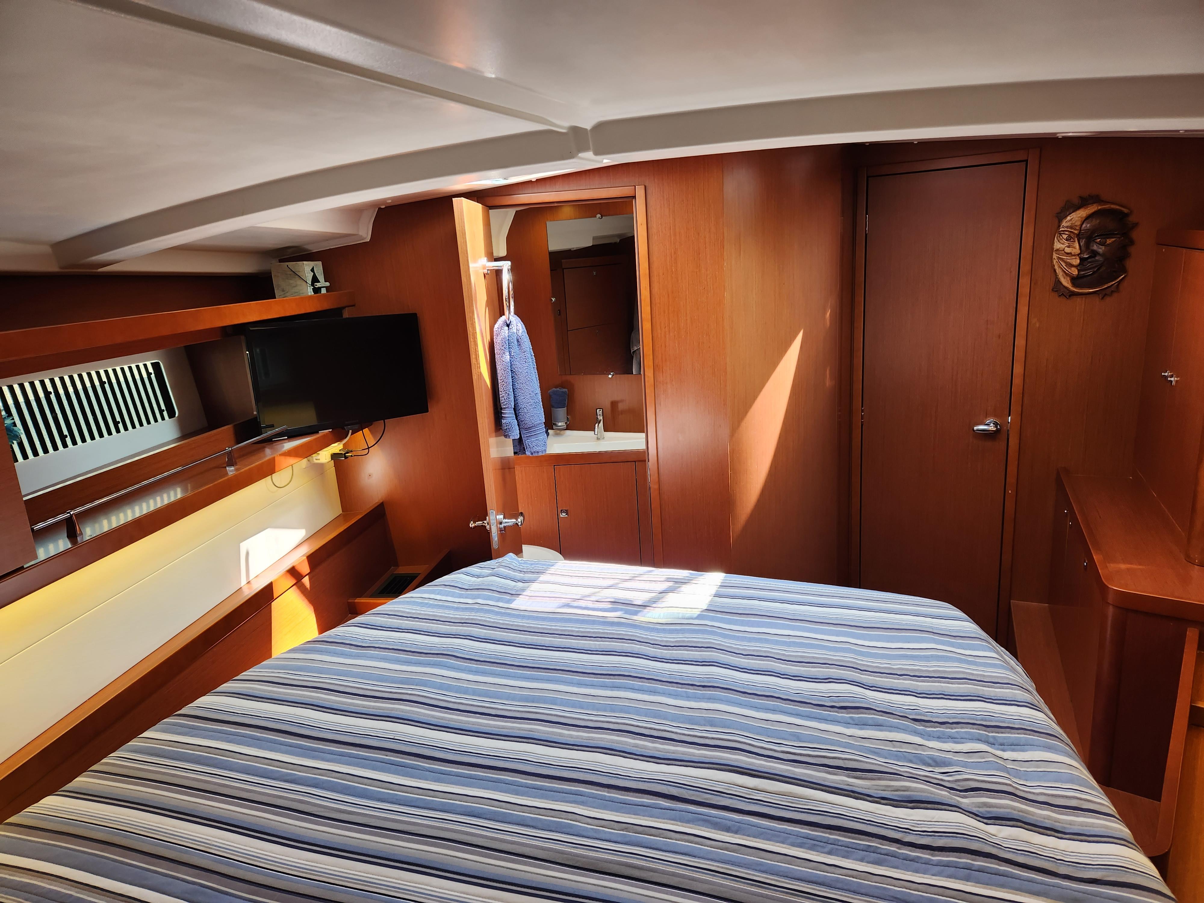 Yacht Photos Pics