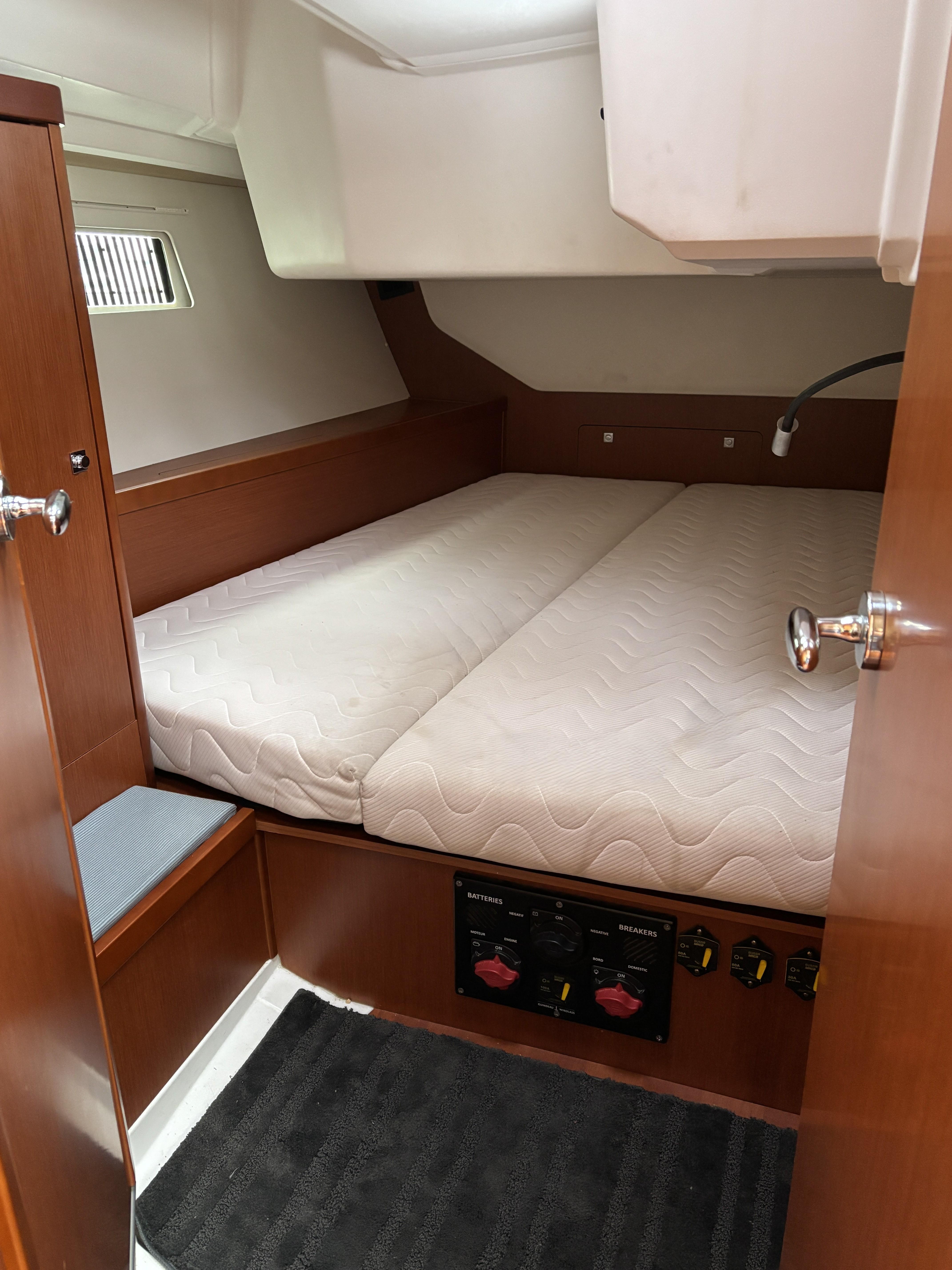 Yacht Photos Pics