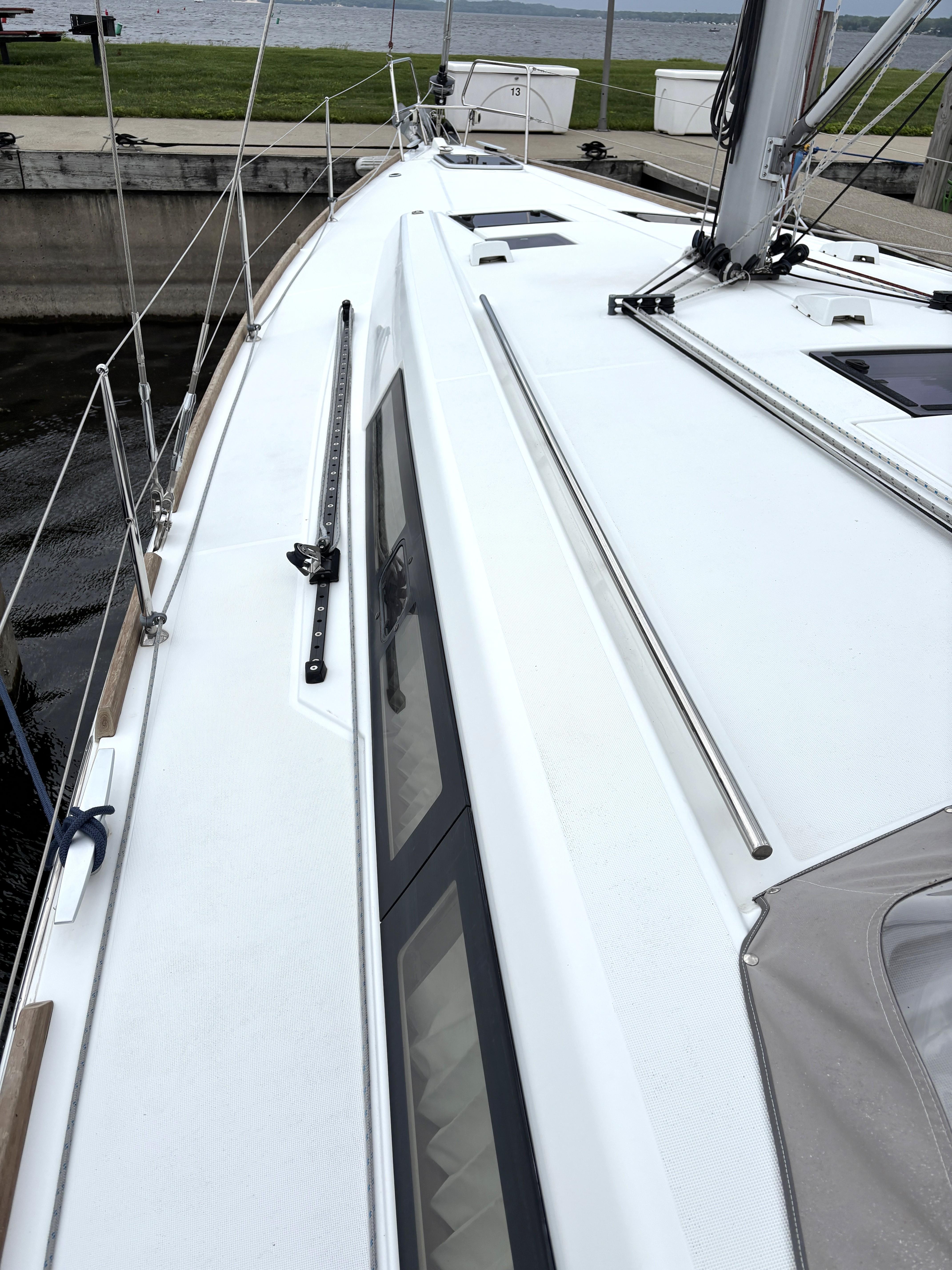 Yacht Photos Pics