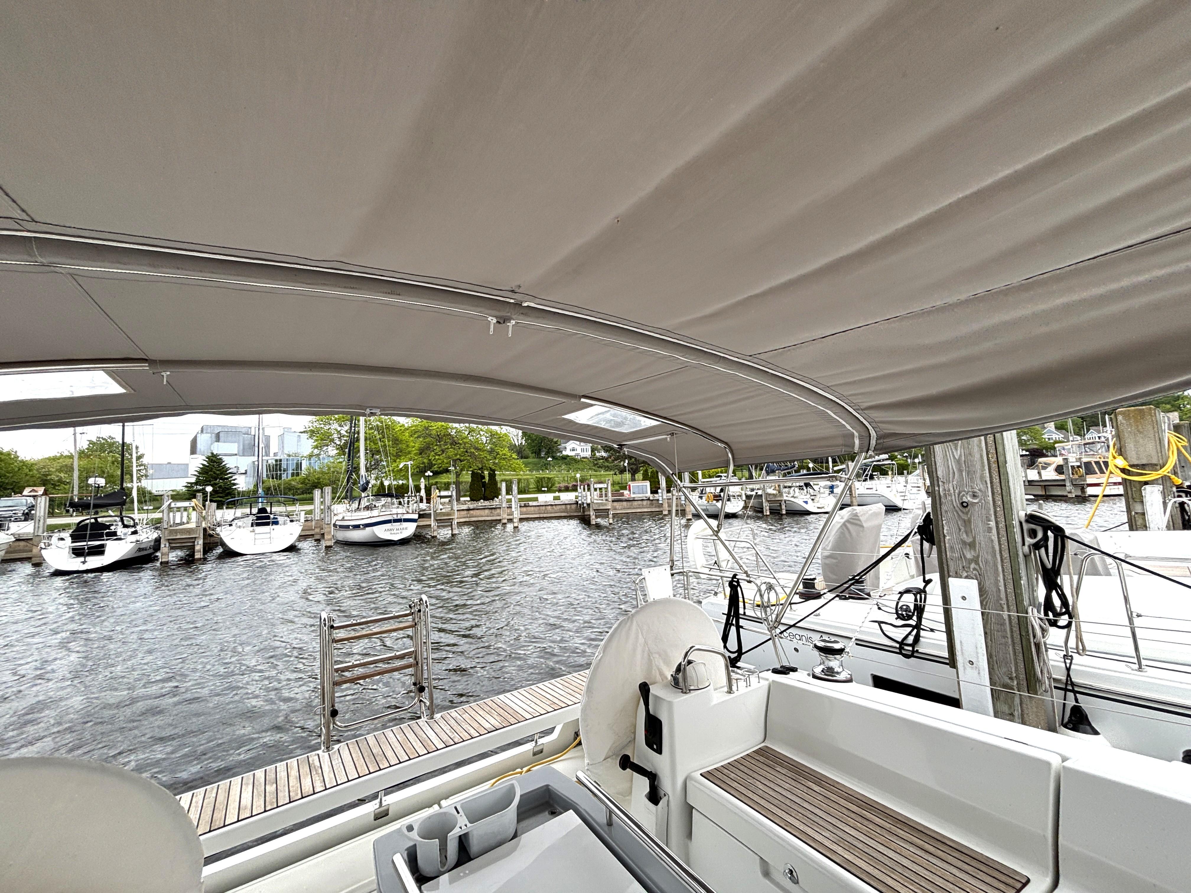 Yacht Photos Pics