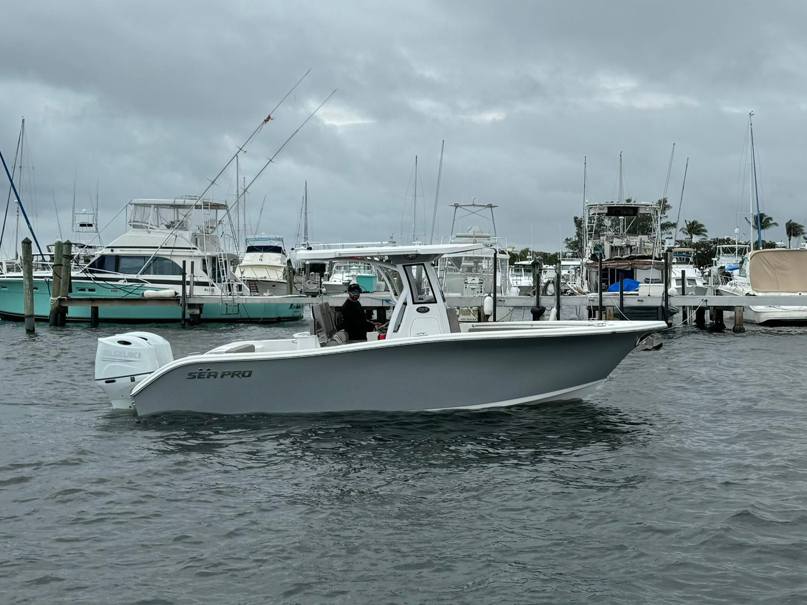2023-sea-pro-259-dlx-power-9787586-20250508163815390-1_XLARGE