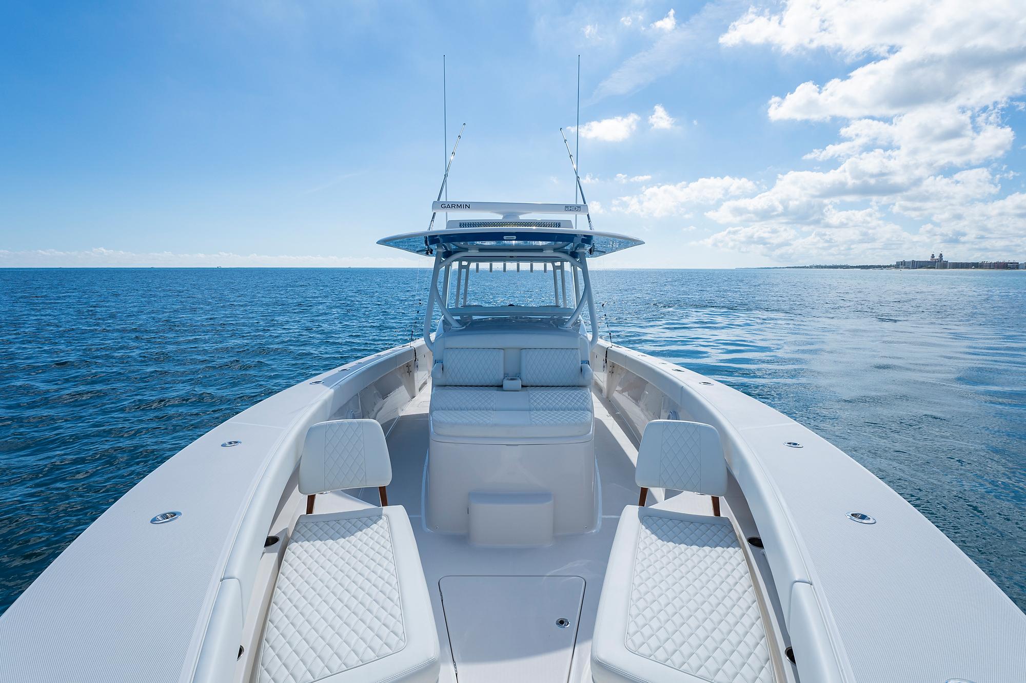 Jupiter 43 Prime Catch - Exterior Bow