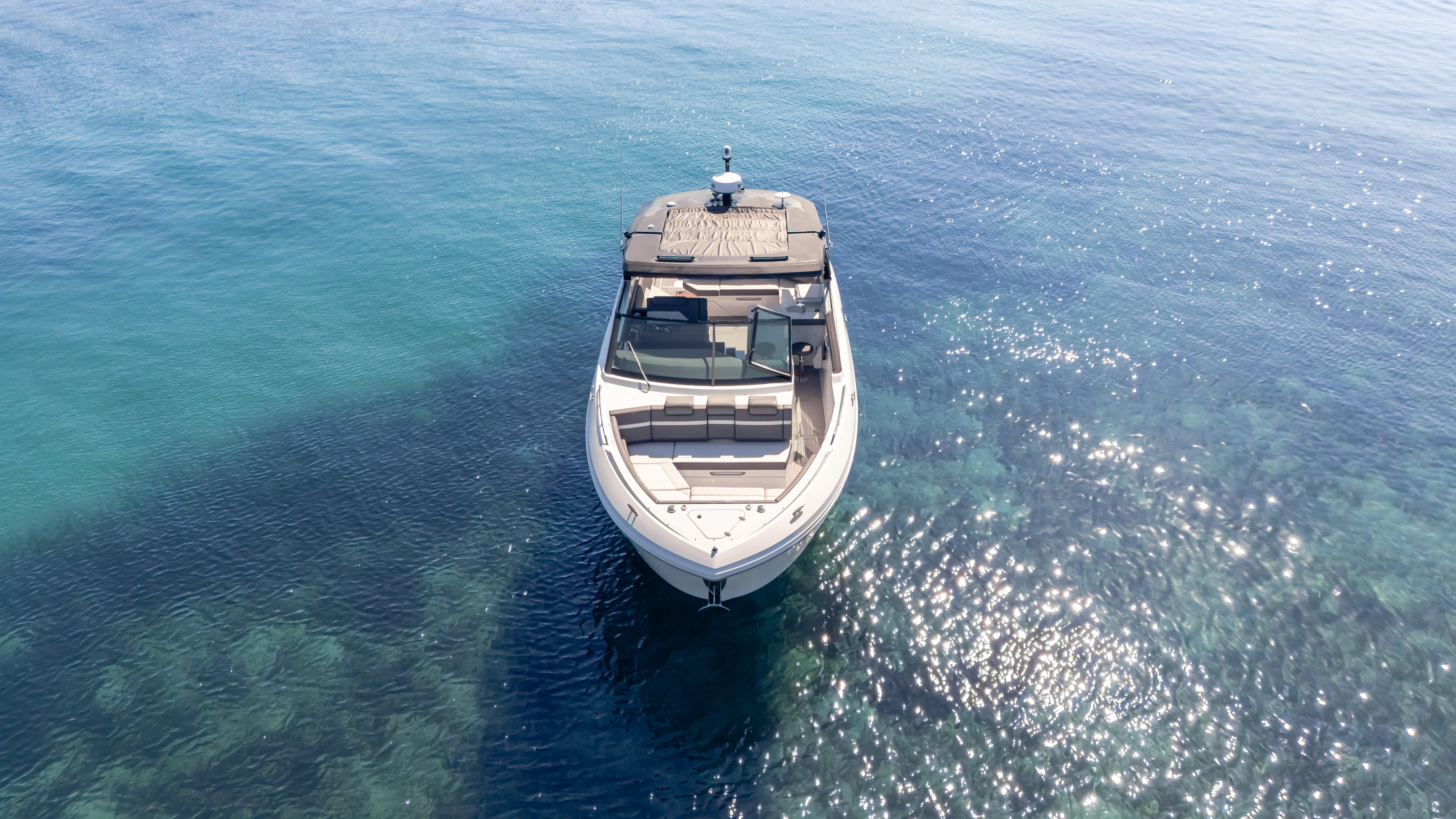 2021-cruisers-yachts-38-gls-ob-450r-power-9717592-20250407131219575-1_XLARGE