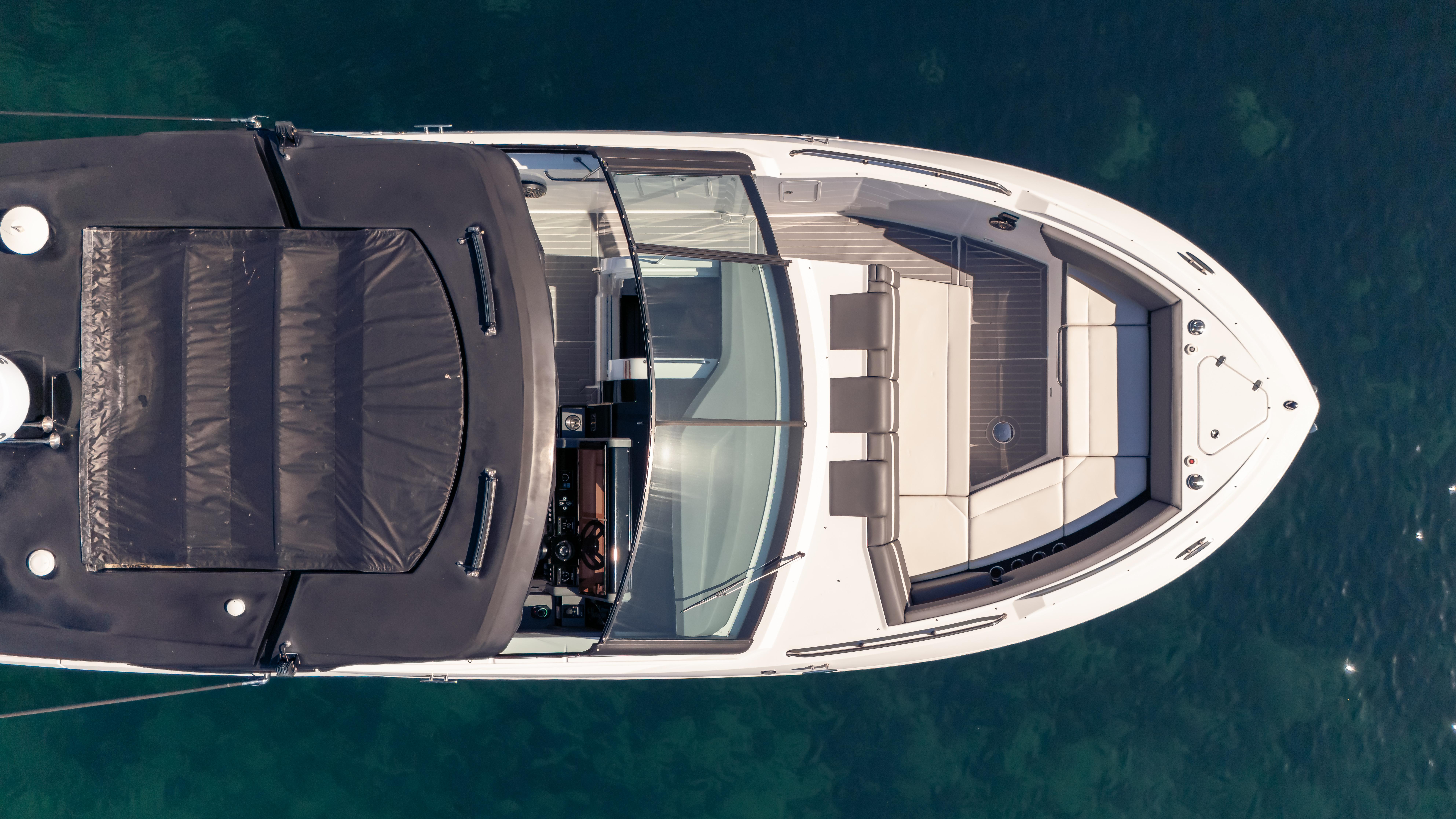 2021-cruisers-yachts-38-gls-ob-450r-power-9717592-20250407131408945-1_XLARGE
