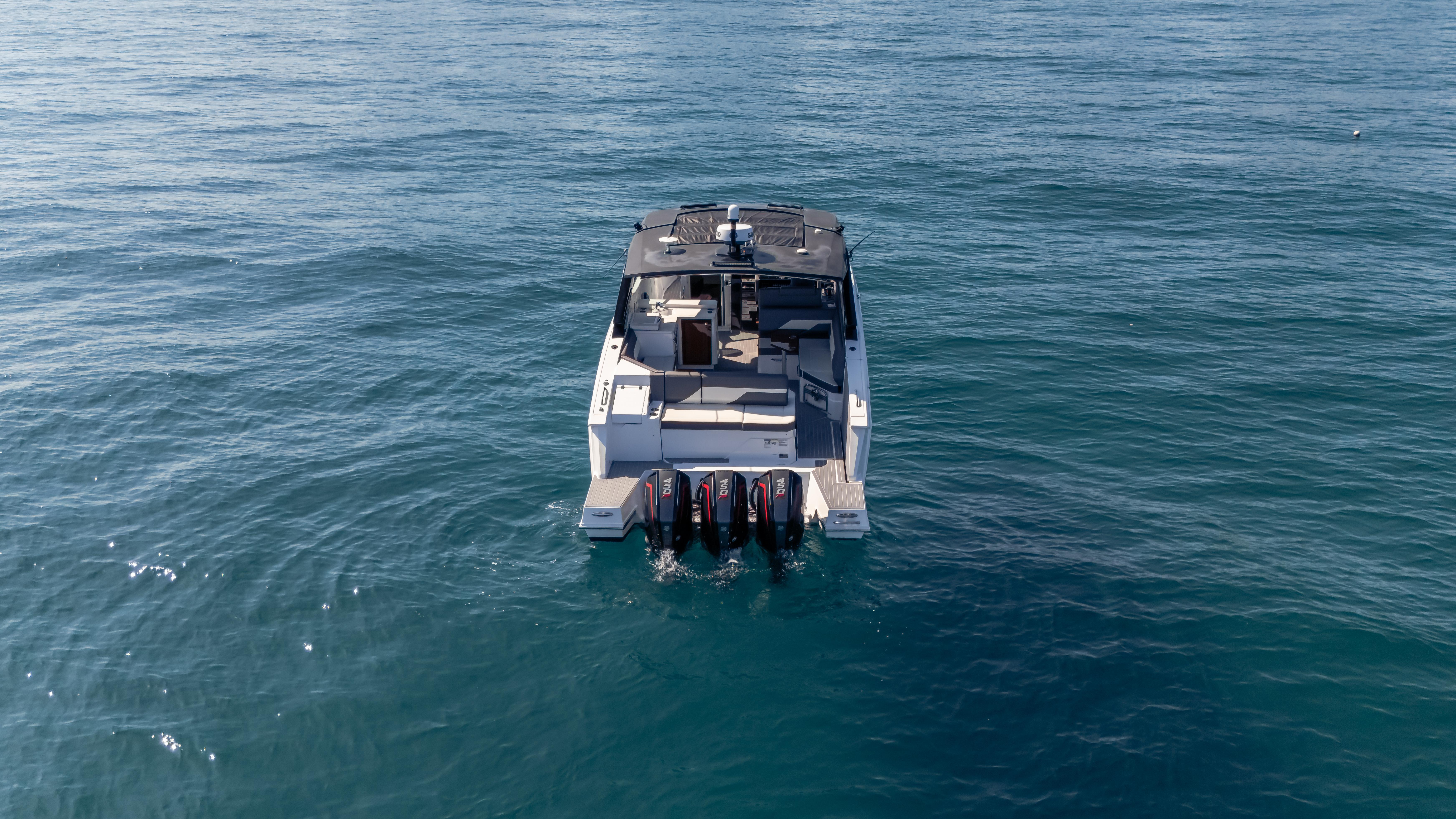 2021-cruisers-yachts-38-gls-ob-450r-power-9717592-20250407131513232-1_XLARGE