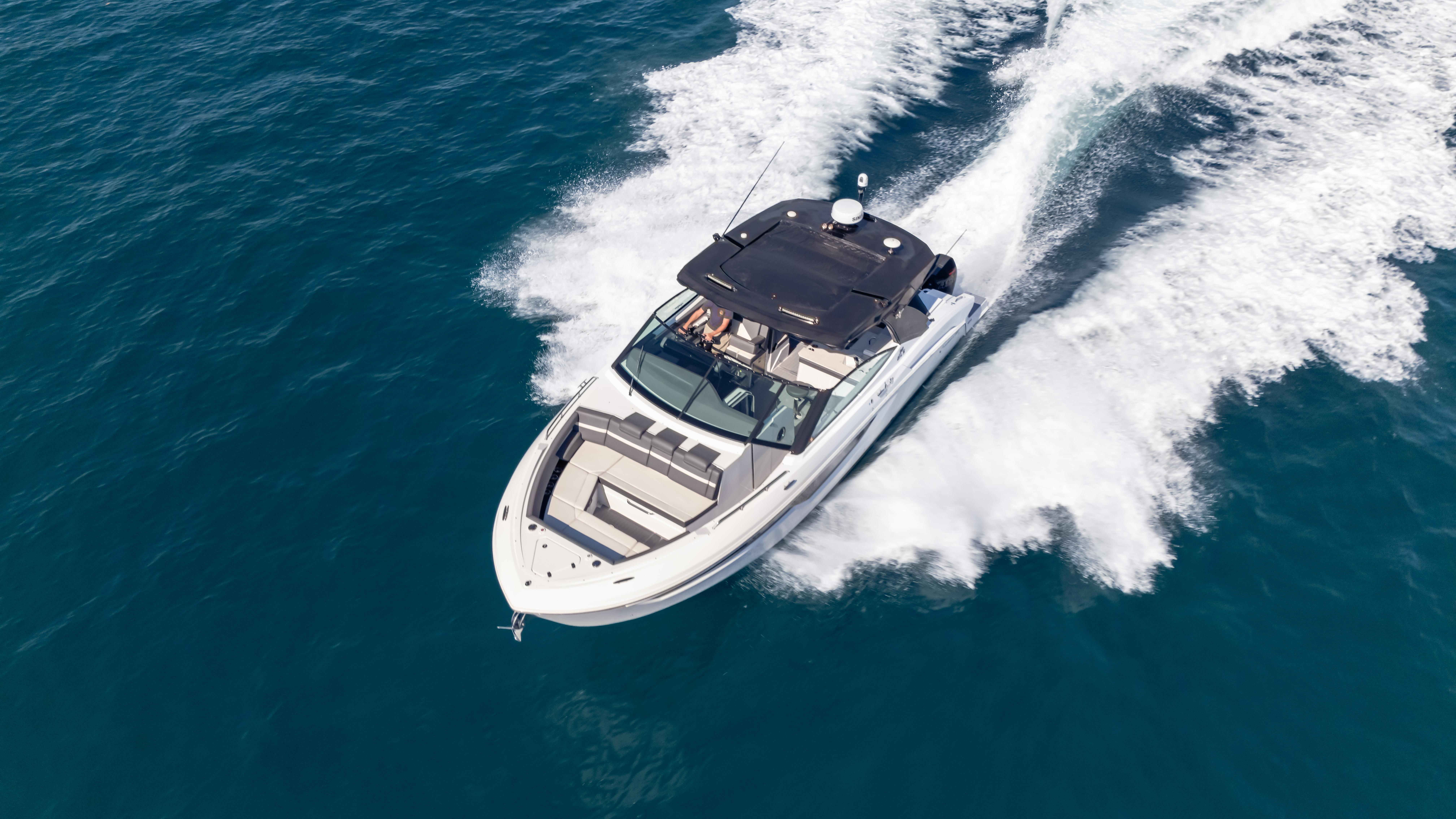 2021-cruisers-yachts-38-gls-ob-450r-power-9717592-20250407131608254-1_XLARGE