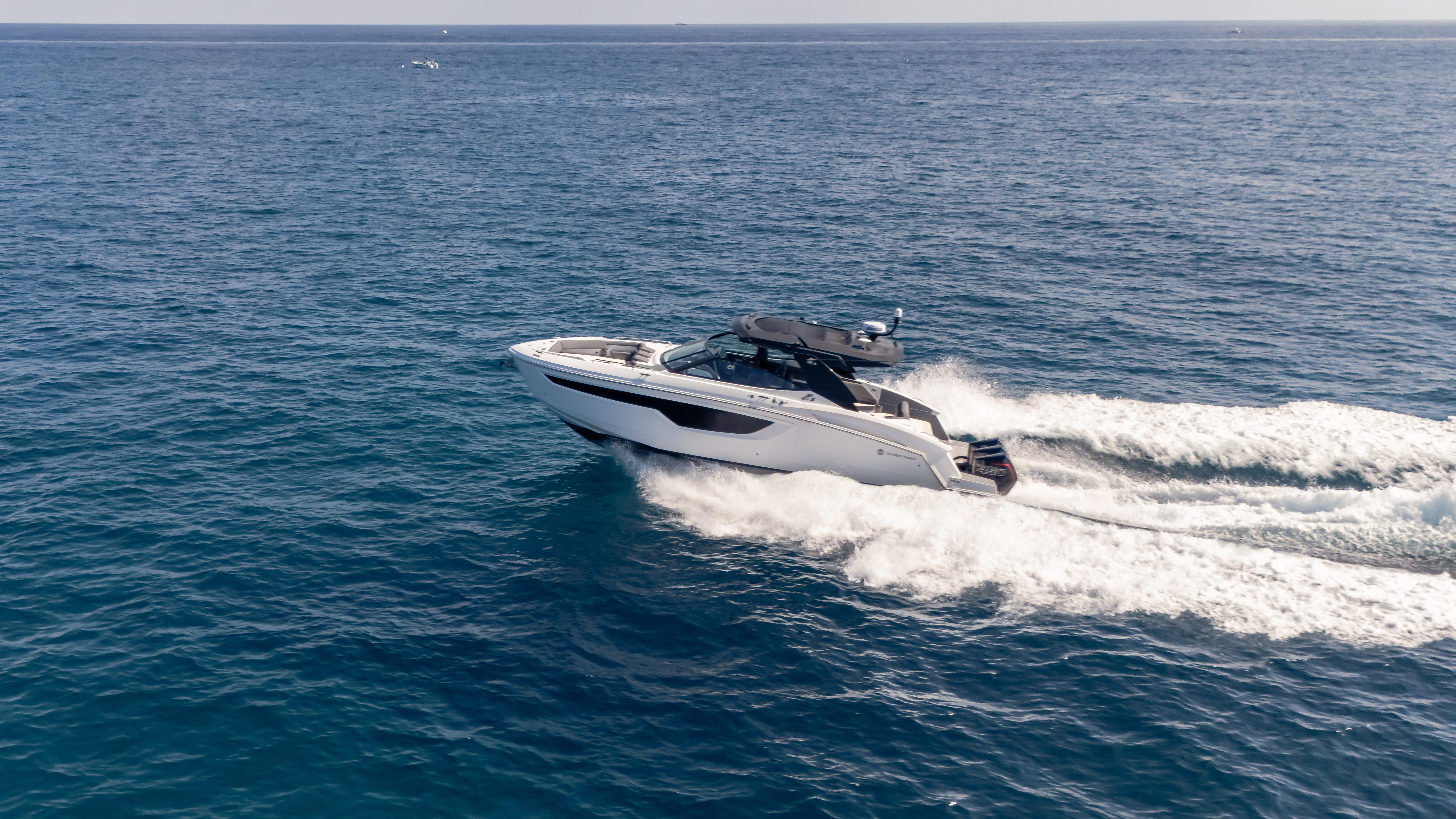 2021-cruisers-yachts-38-gls-ob-450r-power-9717592-20250407131719825-1_XLARGE