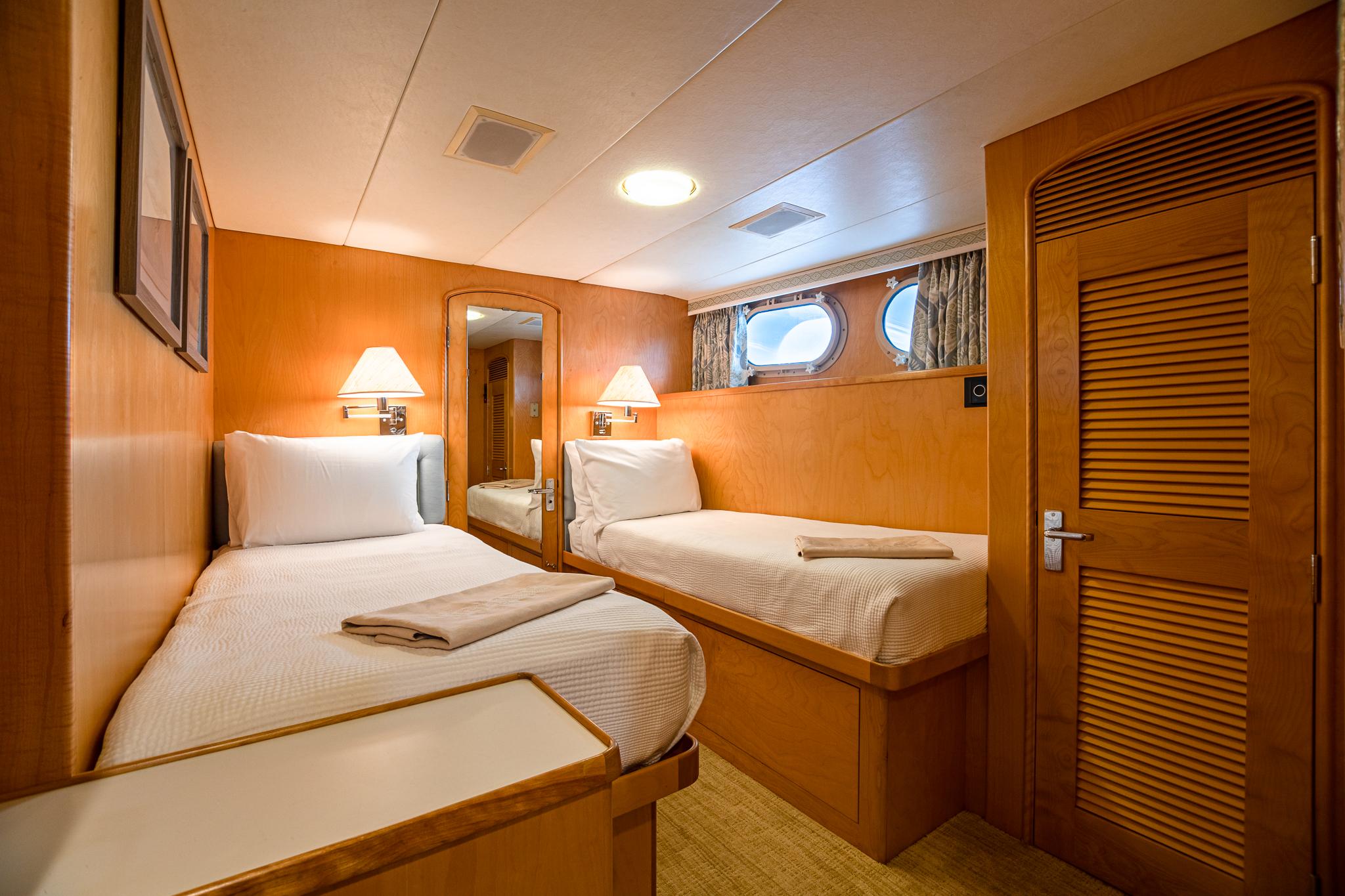 Sirene Yacht Photos Pics Starboard Forward Twin Cabin