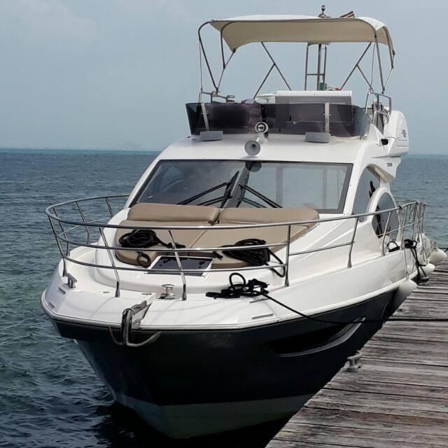 2013 Azimut