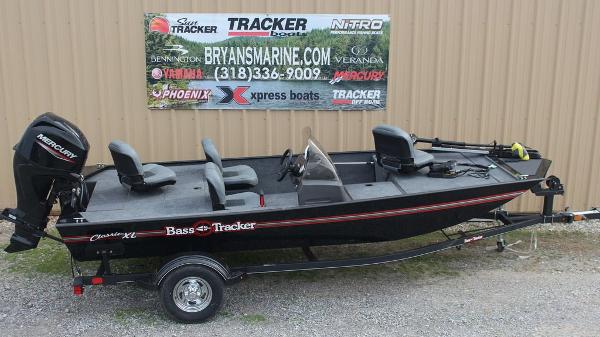 2021 Tracker Boats boat for sale, model of the boat is BASS TRACKER® Classic XL & Image # 7 of 13