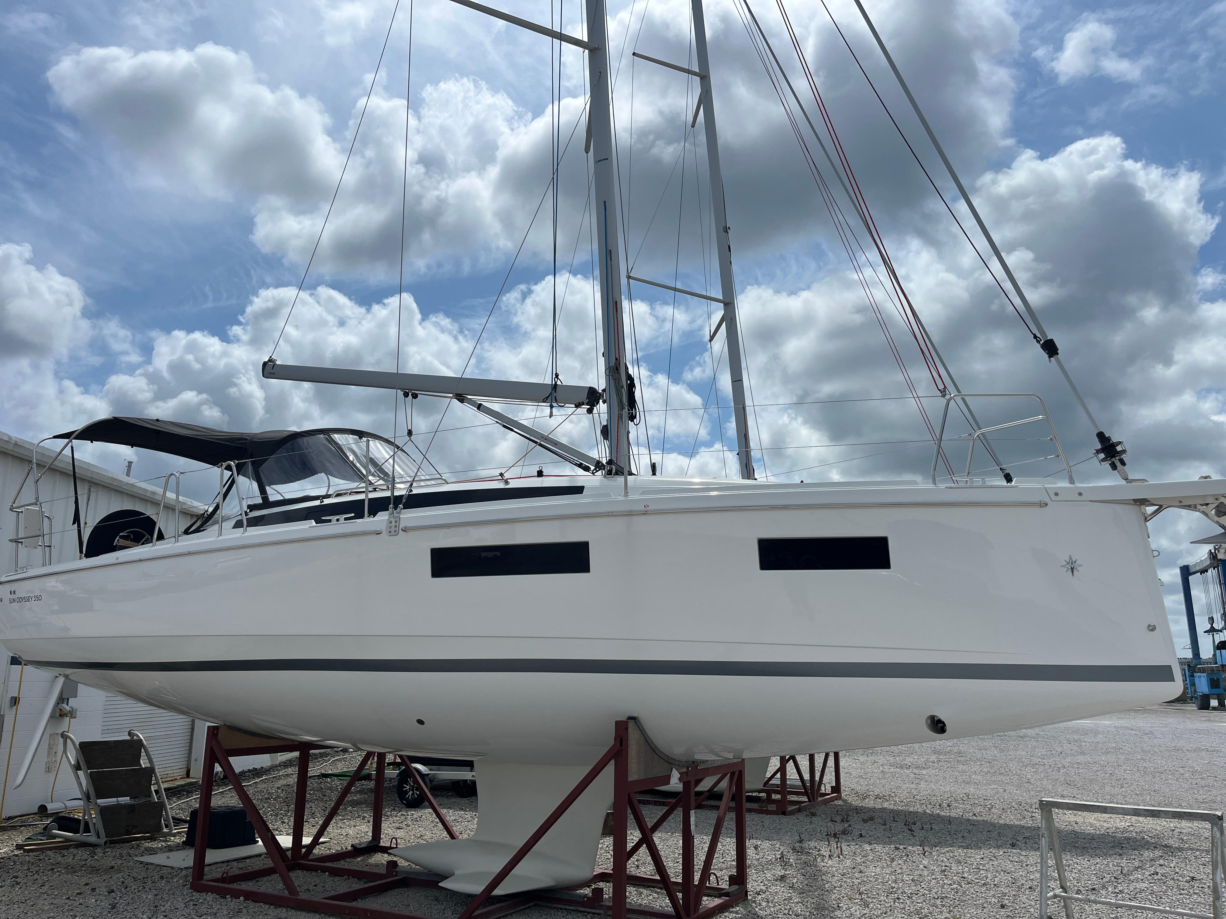 Jeanneau Sun Odyssey 350