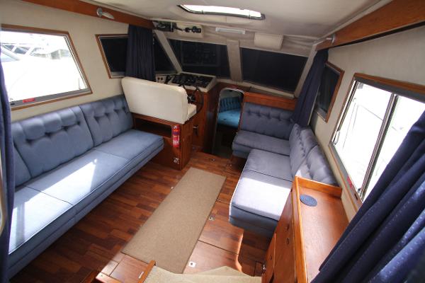 1985 Birchwood 31 Commodore