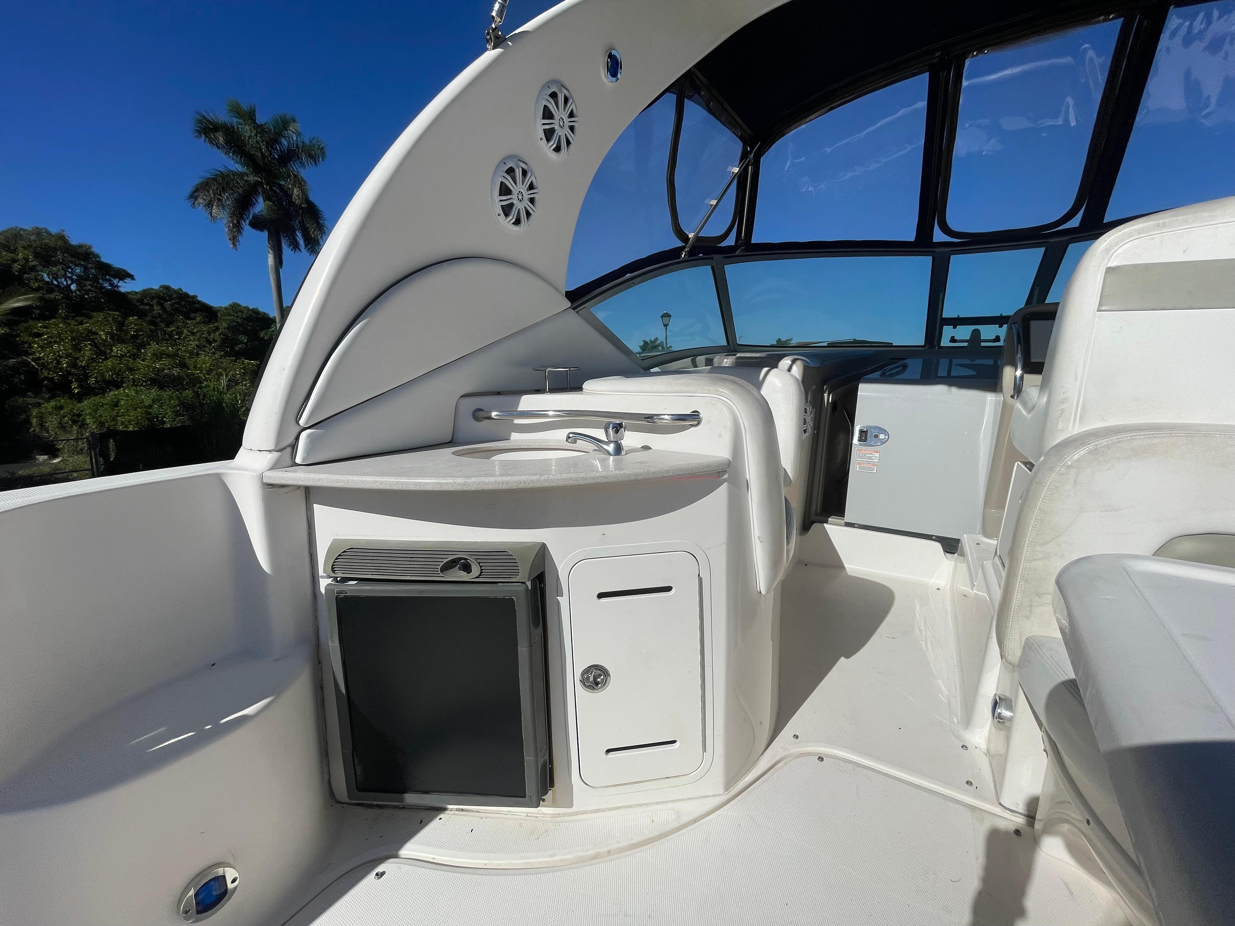 2006-sea-ray-320-sundancer-power-9617601-20241123174734397-1_XLARGE