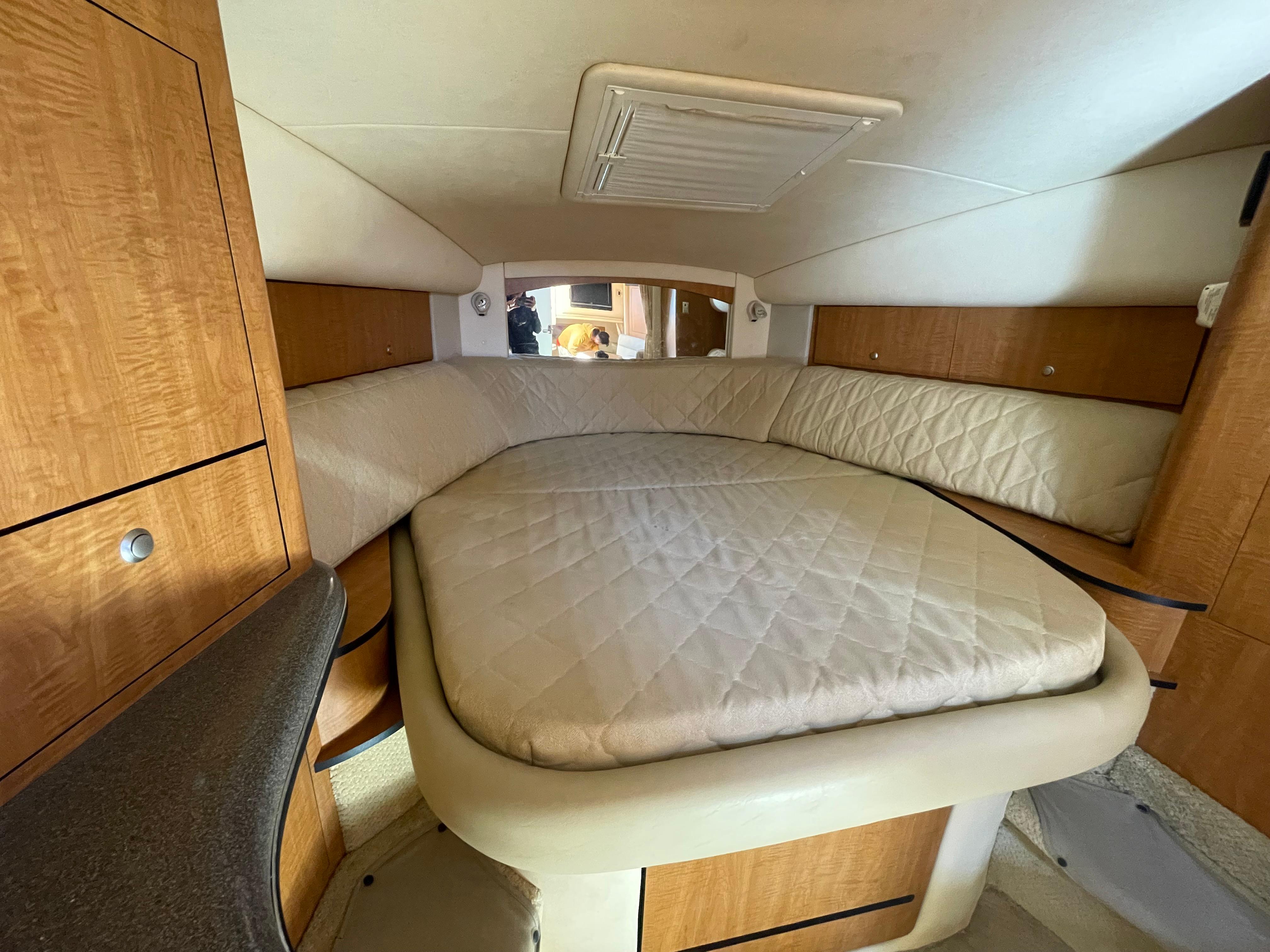 2006-sea-ray-320-sundancer-power-9617601-20241123175250787-1_XLARGE