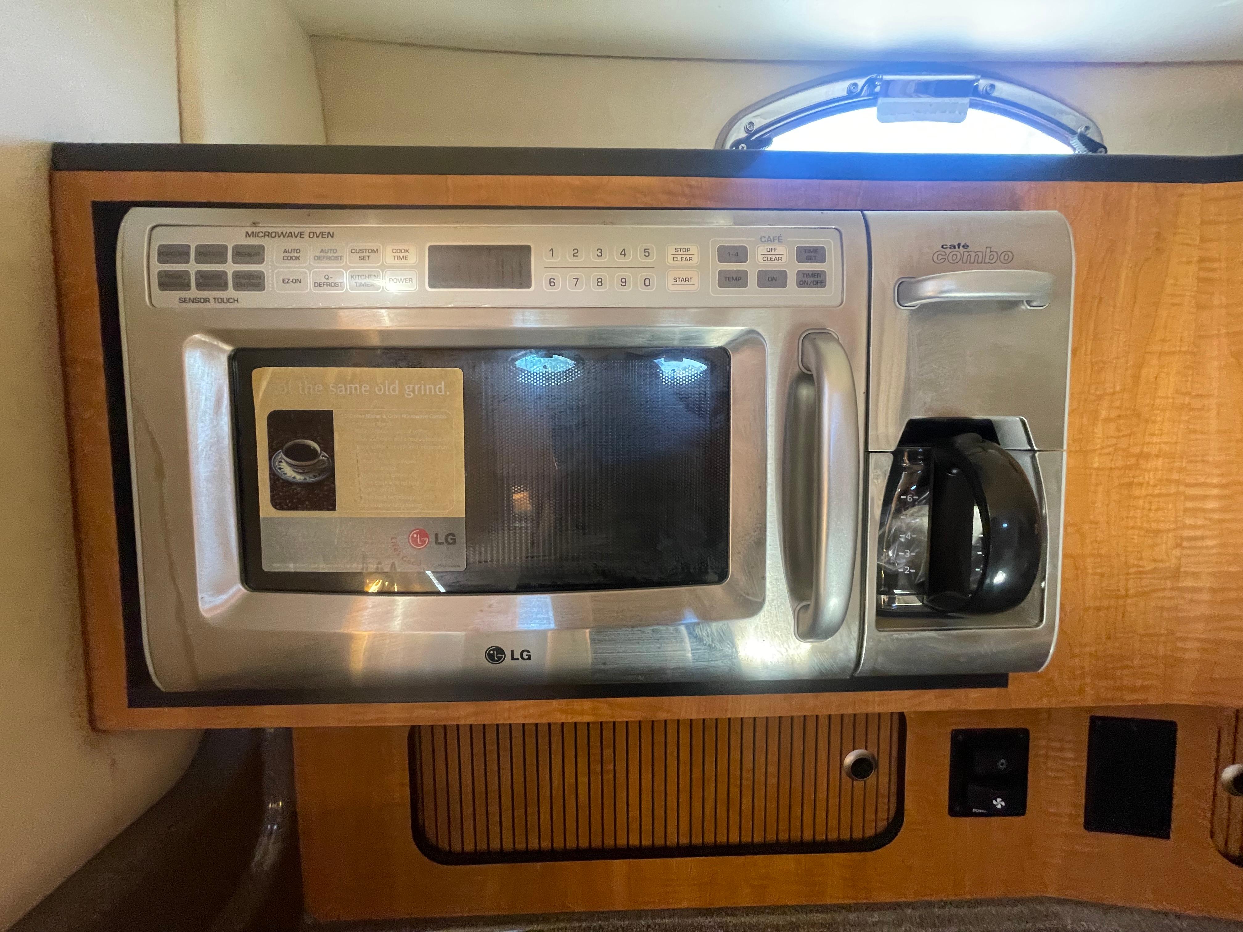 2006-sea-ray-320-sundancer-power-9617601-20241123175318977-1_XLARGE