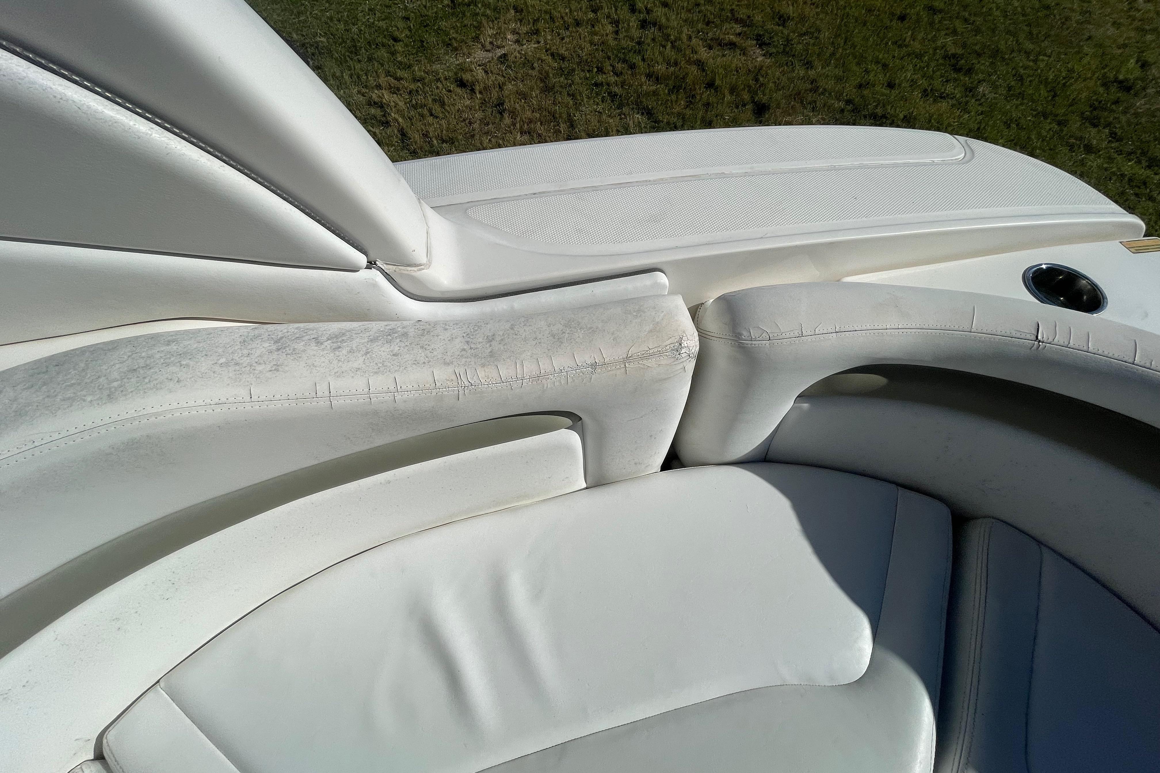 2006-sea-ray-320-sundancer-power-9617601-20241123175505117-1_XLARGE