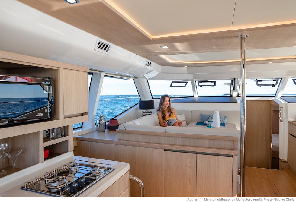 Aquila-44 Power Cat 2025-44 Yacht FL-US-9857613 | Thumbnail