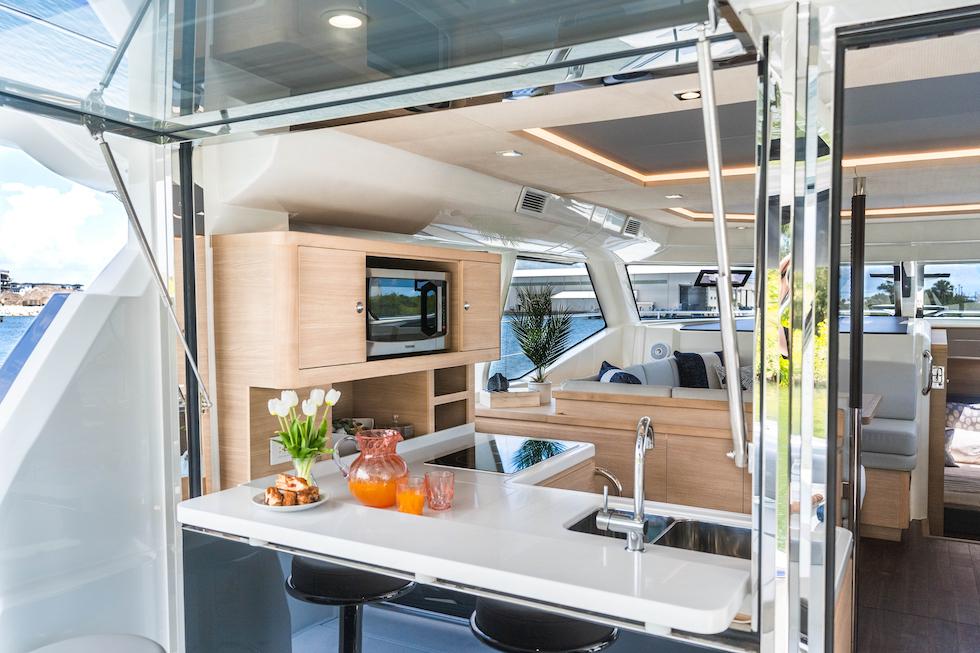 Aquila-44 Power Cat 2025-44 Yacht FL-US-9857613 | Thumbnail