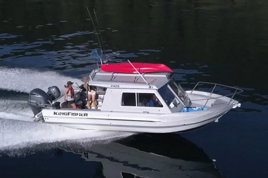 2026 KingFisher 2425 Escape HT Gallery