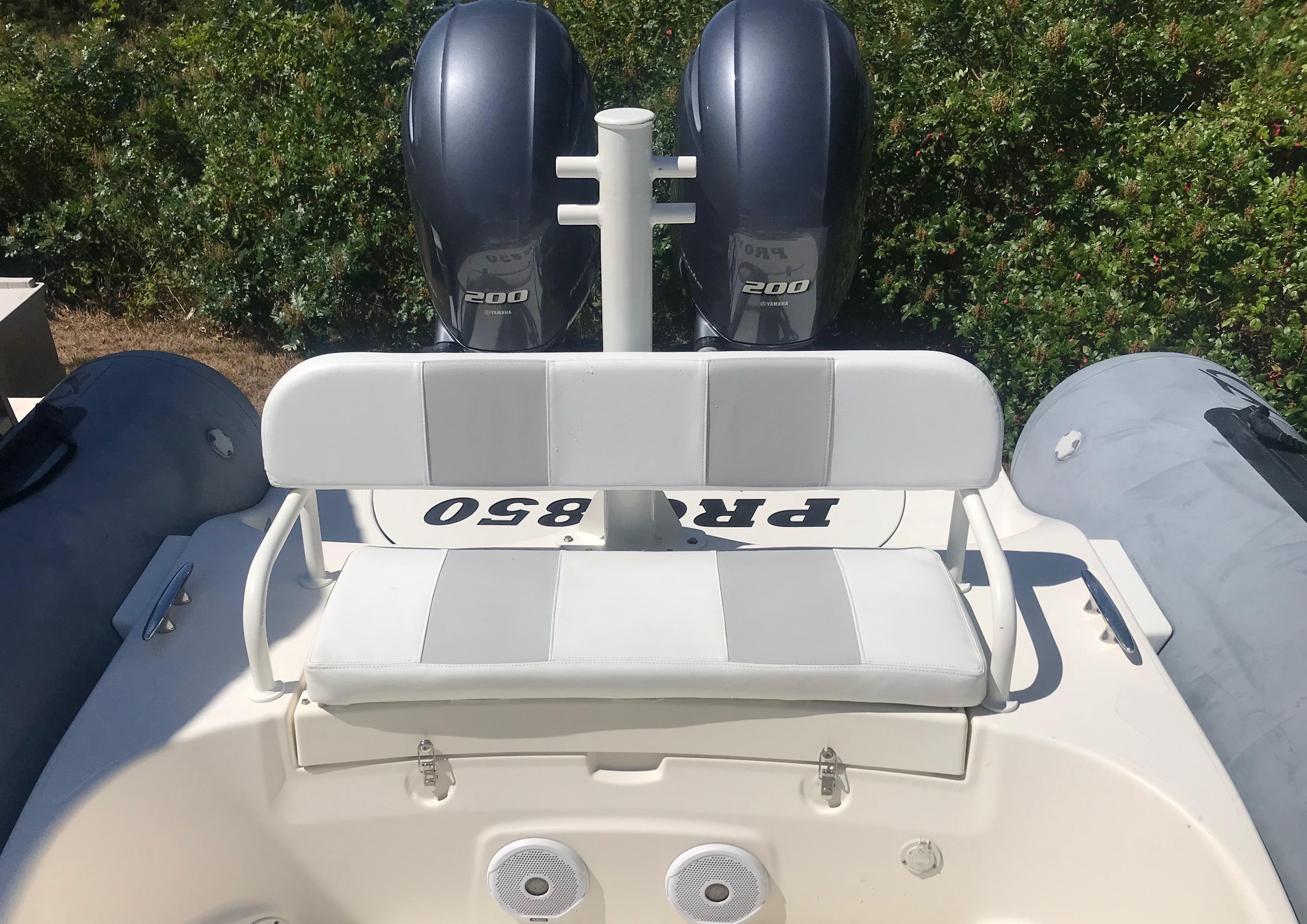 28 ft Zodiac Pro Optimum Stern Seating with Tow Bit
