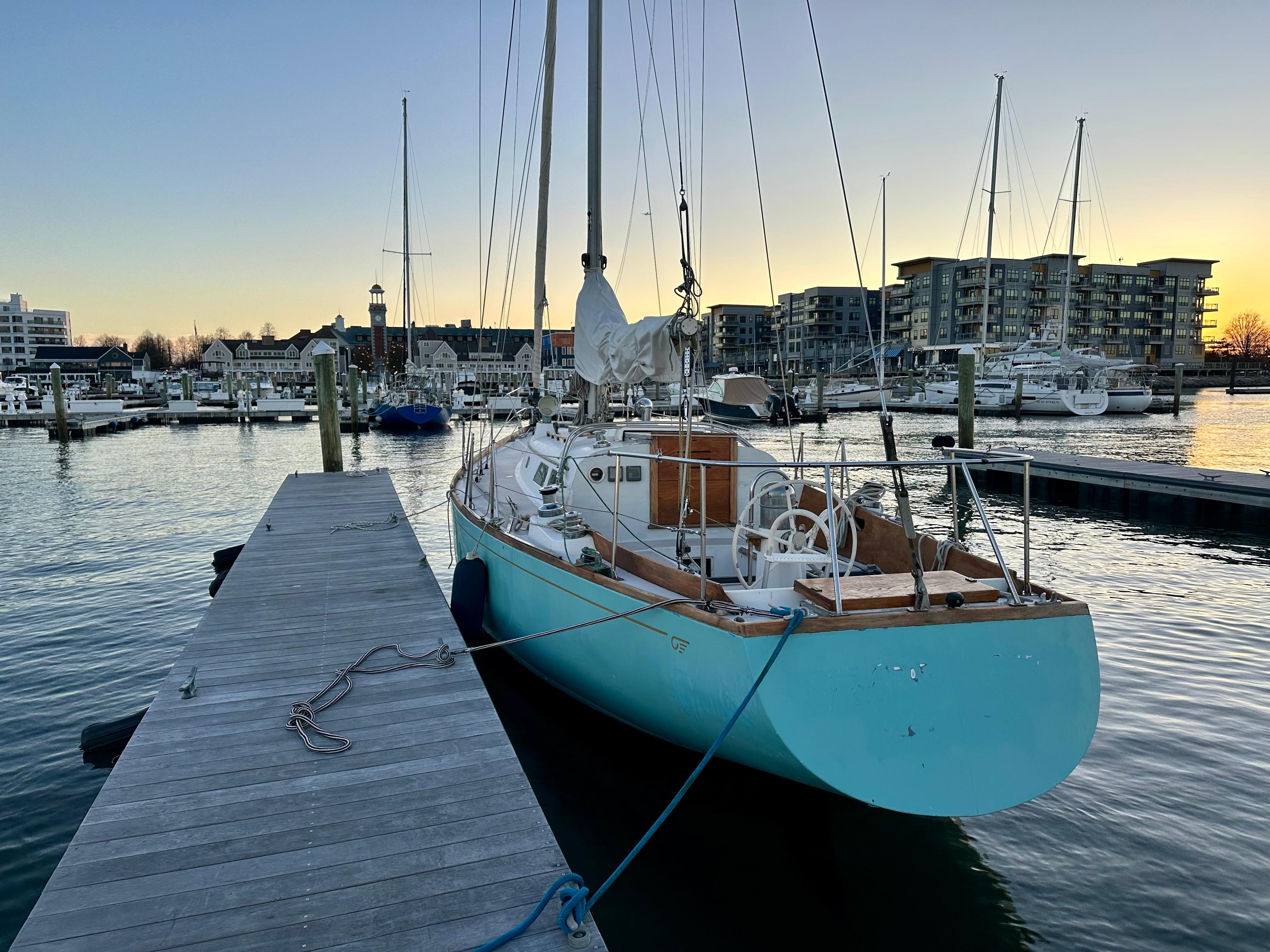 Newport RI Yacht Brokerage