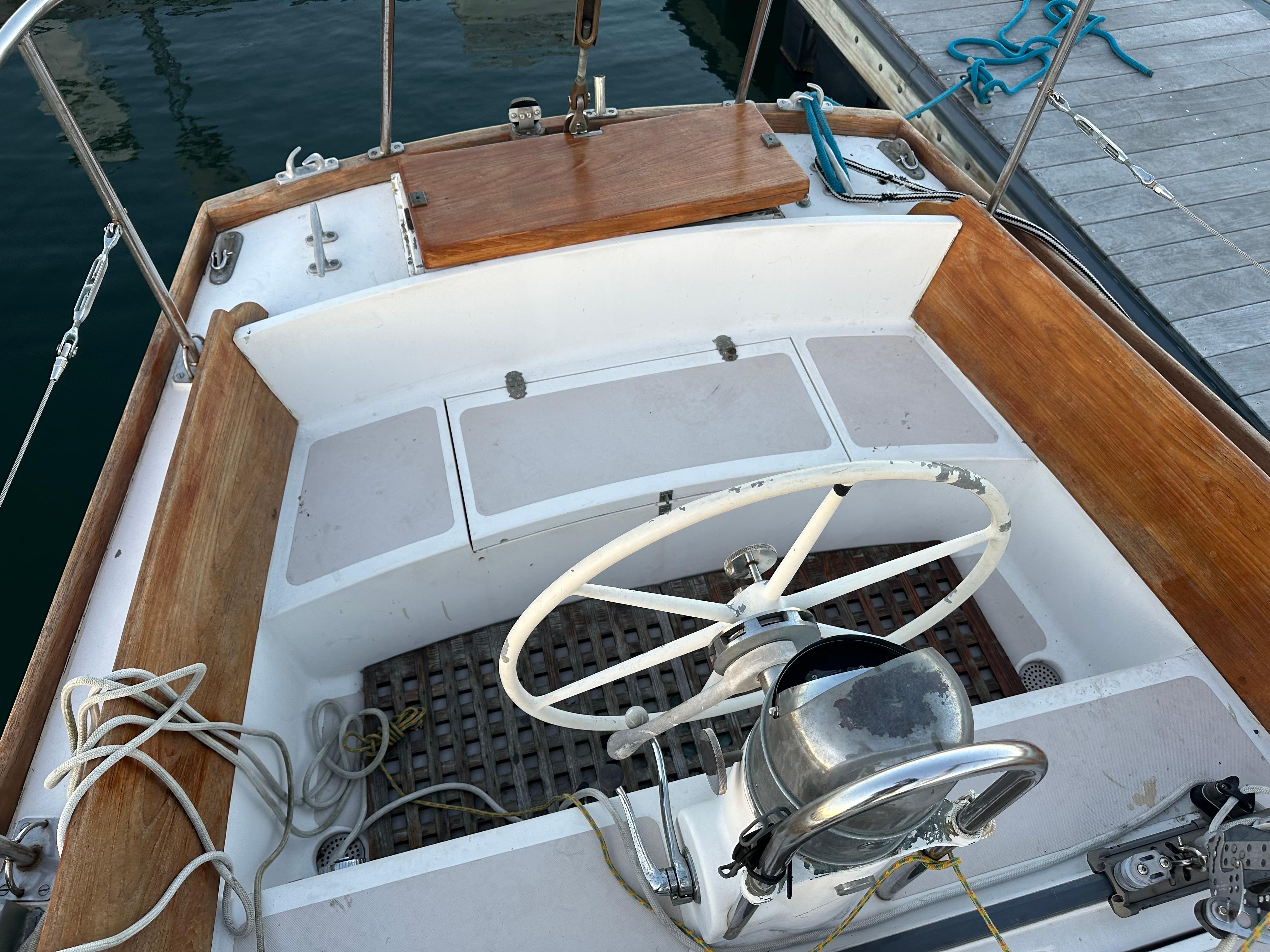 Newport RI Yacht Brokerage