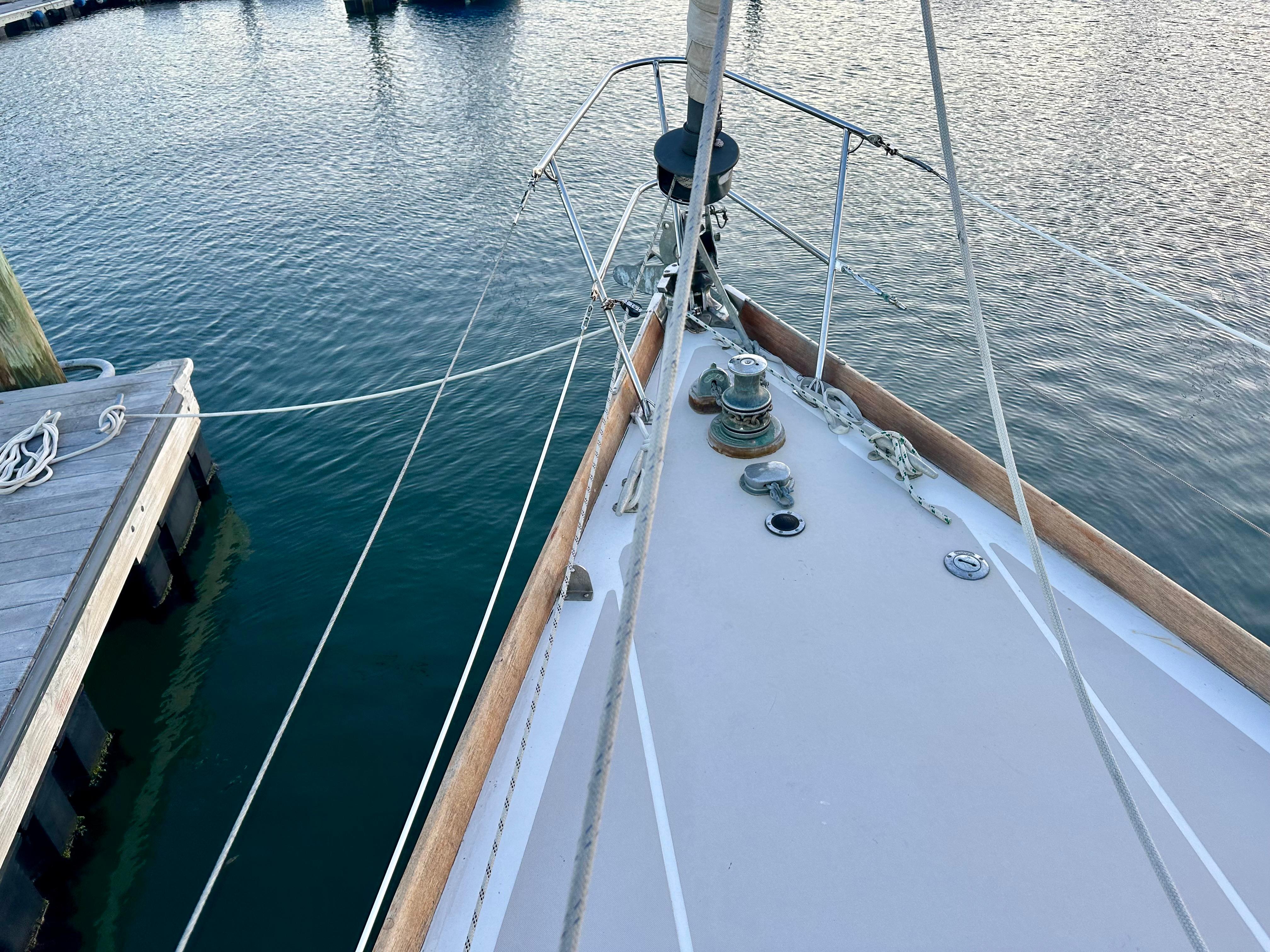 Newport RI Yacht Brokerage