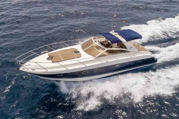 Princess Motor Yacht Sales - Used Princess V42