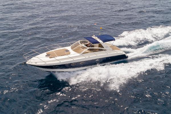 Princess Motor Yacht Sales - Used Princess Yachts V42