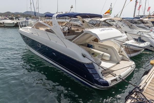 Princess Motor Yacht Sales - Used Princess V42