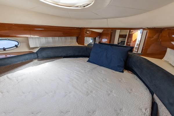 Princess Motor Yacht Sales - Used Princess V42