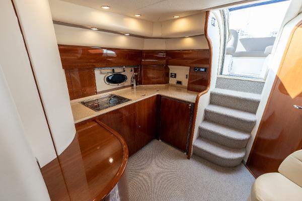 Princess Motor Yacht Sales - Used Princess V42