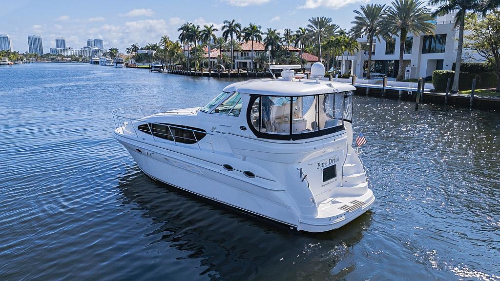 2005-sea-ray-390-motor-yacht-power-9677645-20250207103427838-1_XLARGE