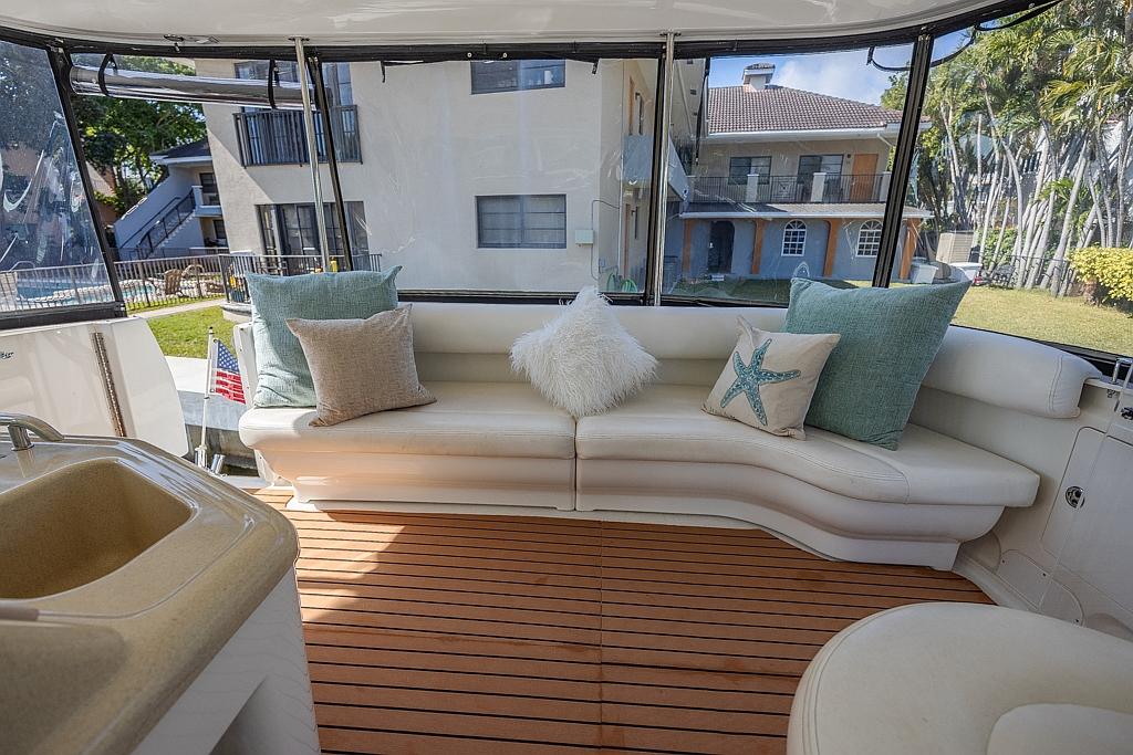 2005-sea-ray-390-motor-yacht-power-9677645-20250207103438887-1_XLARGE
