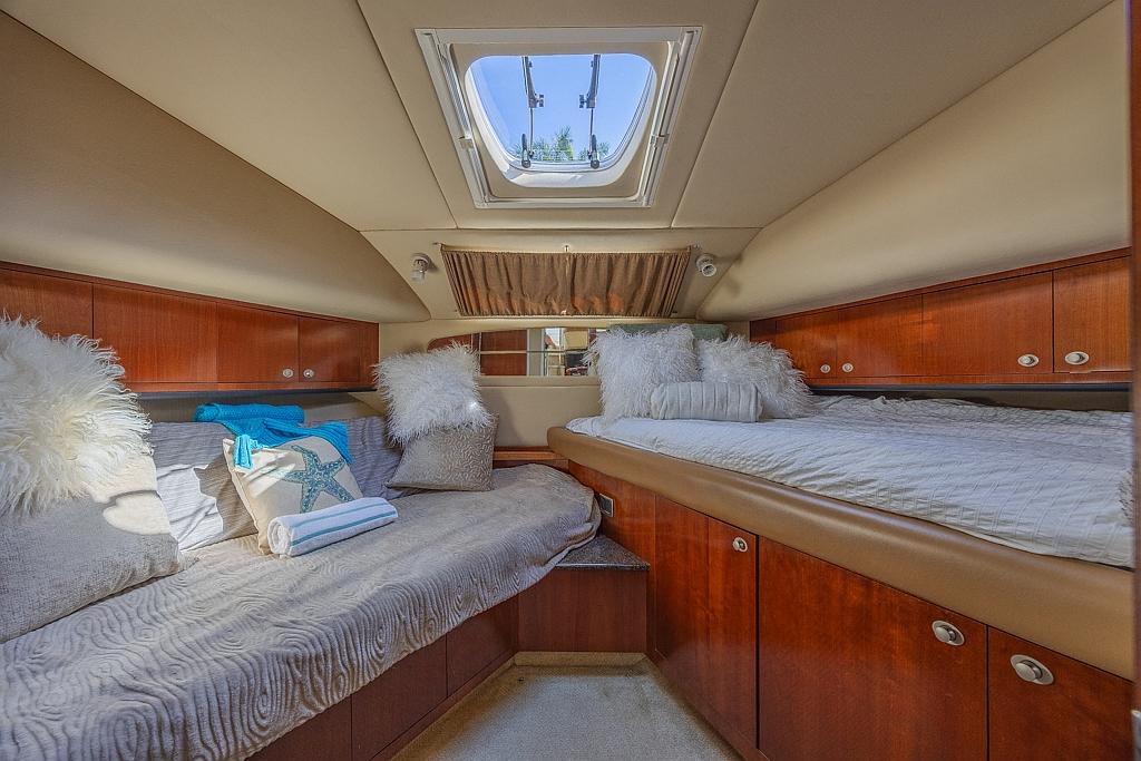 2005-sea-ray-390-motor-yacht-power-9677645-20250207103451043-1_XLARGE