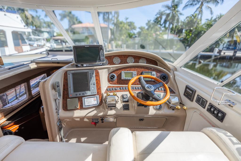 2005-sea-ray-390-motor-yacht-power-9677645-20250207103502623-1_XLARGE