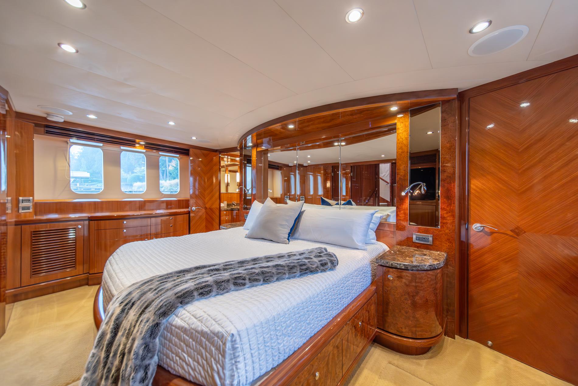 2011 Ocean Alexander Motor Yacht #TBBA74016LLC inventory image at Sun Country Yachts, South Lake Union (Seattle) 2011 Ocean Alexander Motor Yacht #TBBA74016LLC inventory image at Sun Country Yachts, South Lake Union (Seattle)