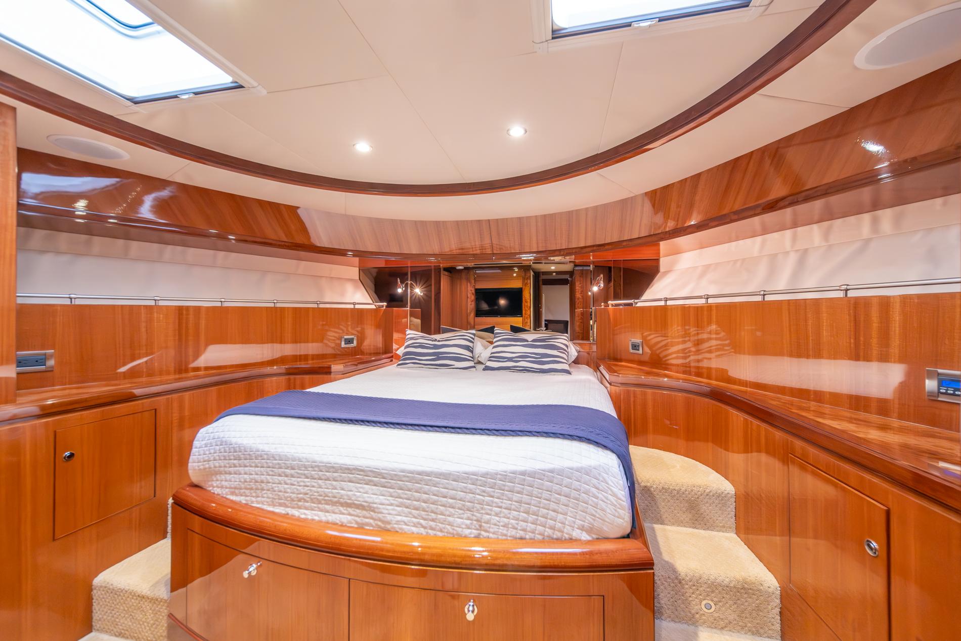 2011 Ocean Alexander Motor Yacht #TBBA74016LLC inventory image at Sun Country Yachts, South Lake Union (Seattle) 2011 Ocean Alexander Motor Yacht #TBBA74016LLC inventory image at Sun Country Yachts, South Lake Union (Seattle)