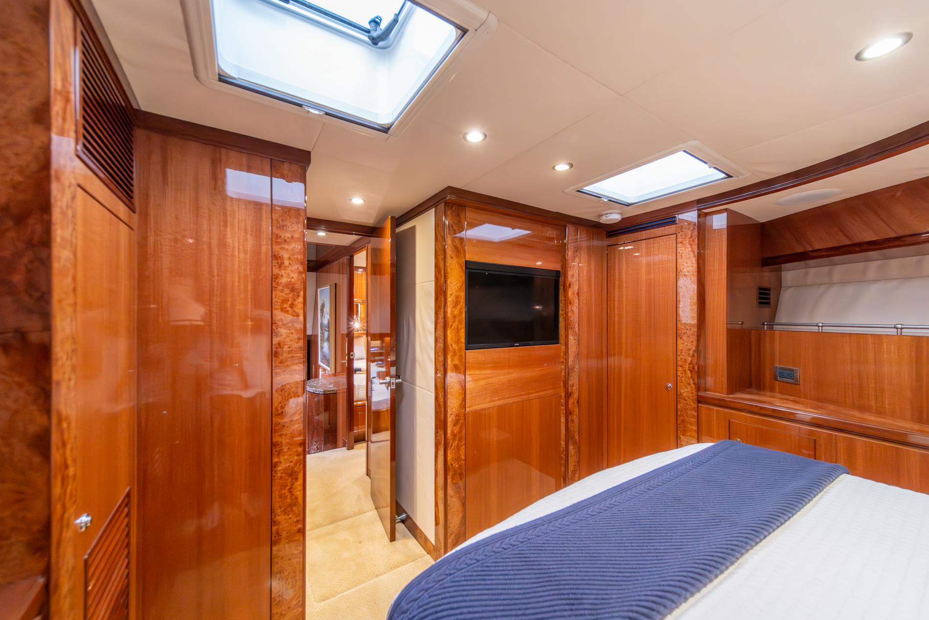 2011 Ocean Alexander Motor Yacht #TBBA74016LLC inventory image at Sun Country Yachts, South Lake Union (Seattle) 2011 Ocean Alexander Motor Yacht #TBBA74016LLC inventory image at Sun Country Yachts, South Lake Union (Seattle)