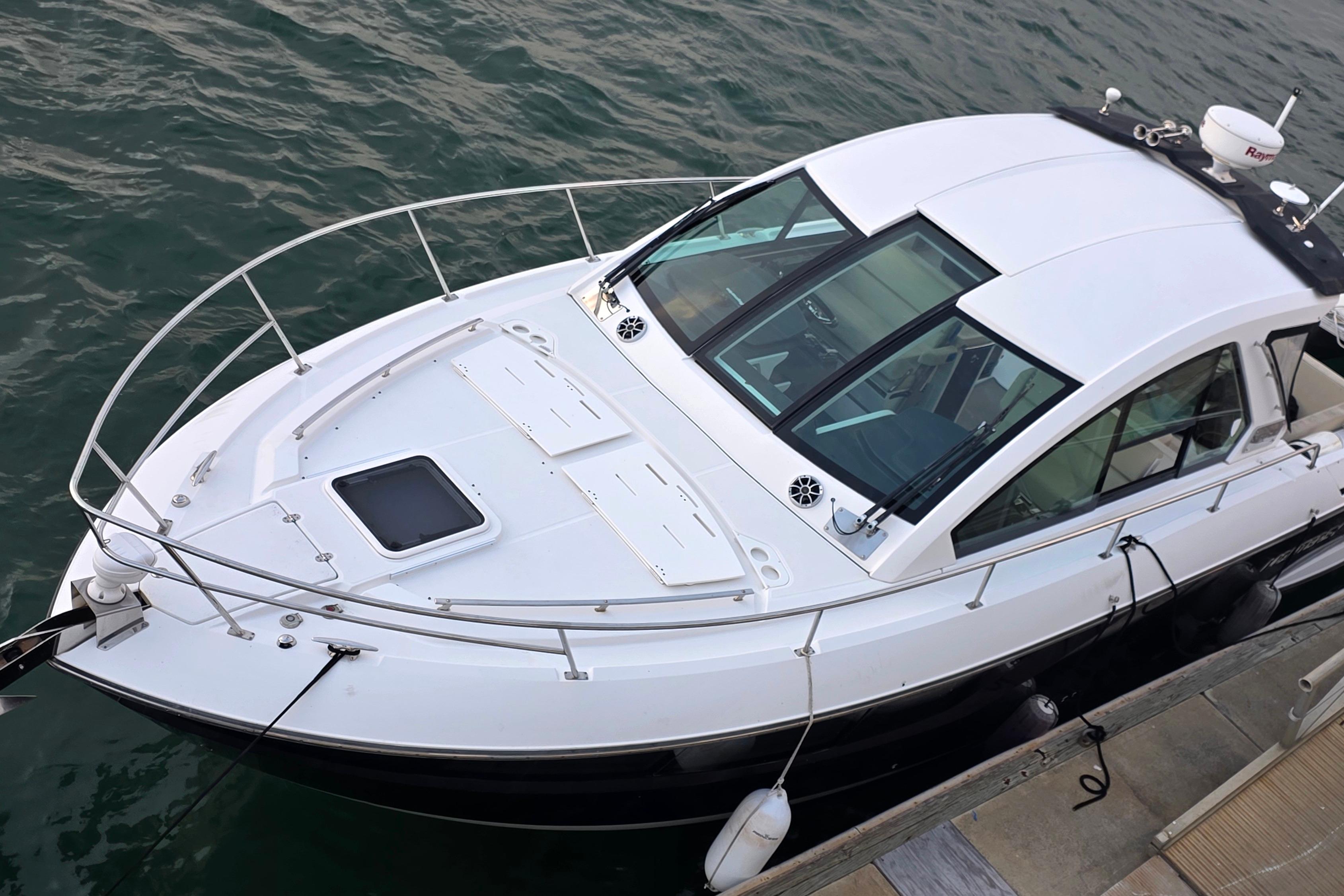 2017 Monterey 360 Sport Coupe