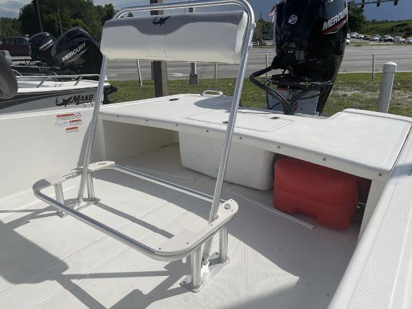 2021 Mako boat for sale, model of the boat is Pro Skiff 17 CC & Image # 4 of 7