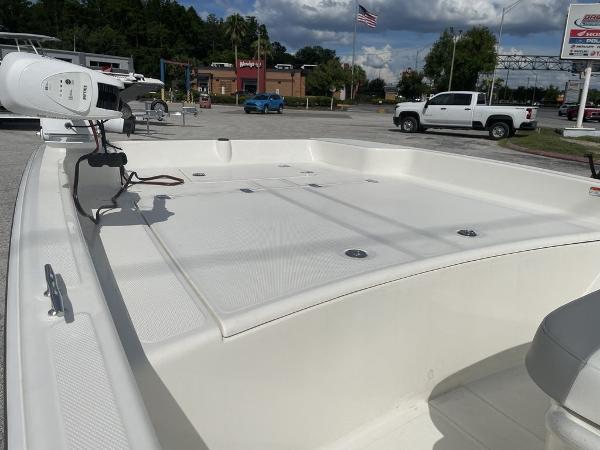 2021 Mako boat for sale, model of the boat is Pro Skiff 17 CC & Image # 7 of 7