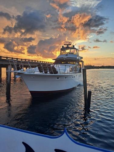Photo of 1977 Bertram 58'